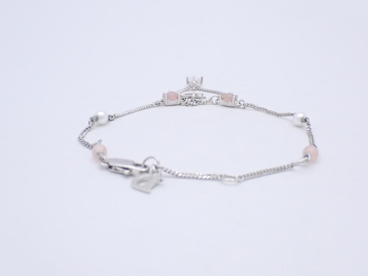 Other items: Precious metal bracelets and bangles (metal), wrist circumference approximately 20cm. — view 2