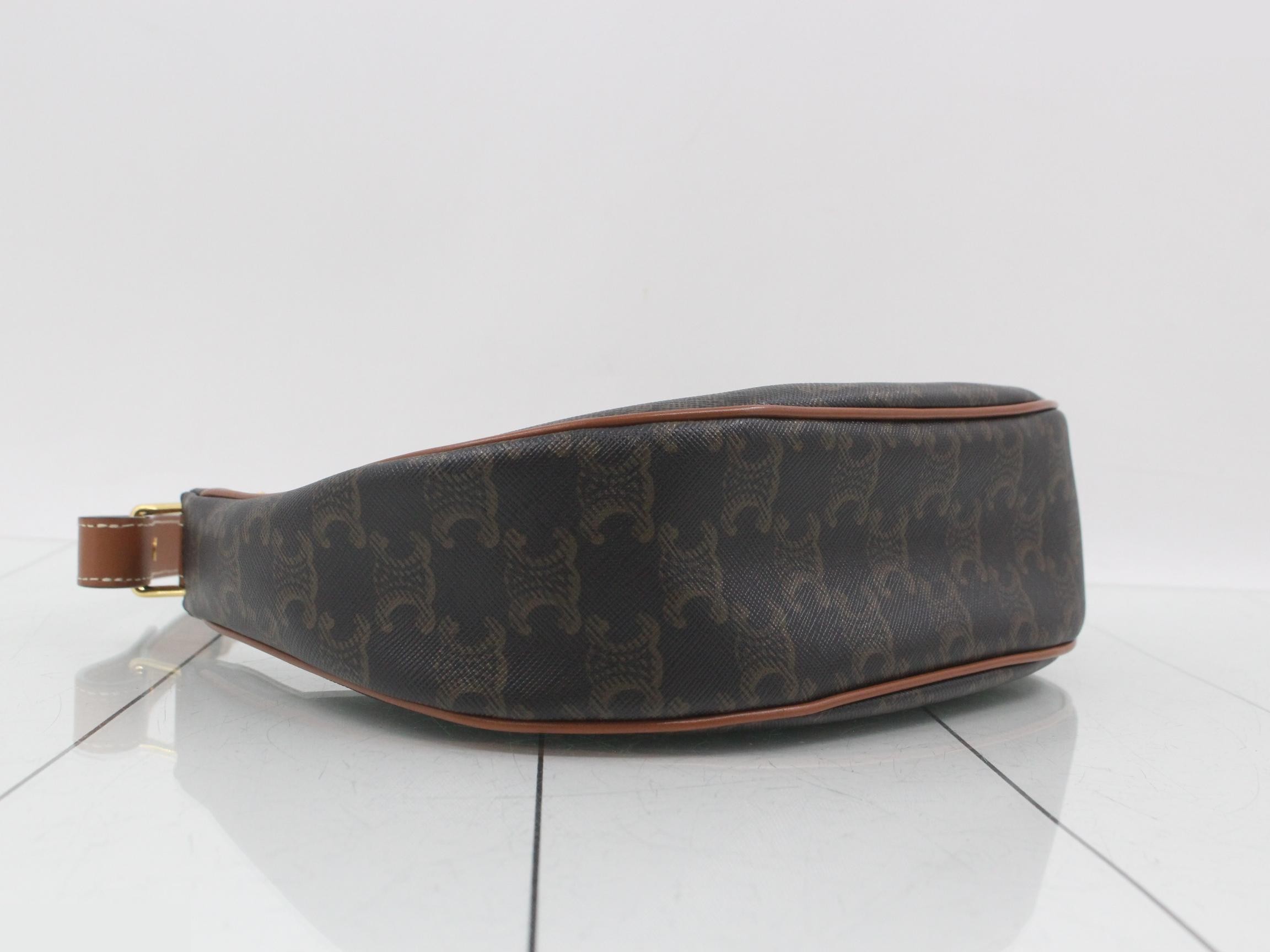 Ava Triomphe Shoulder Bag — view 5