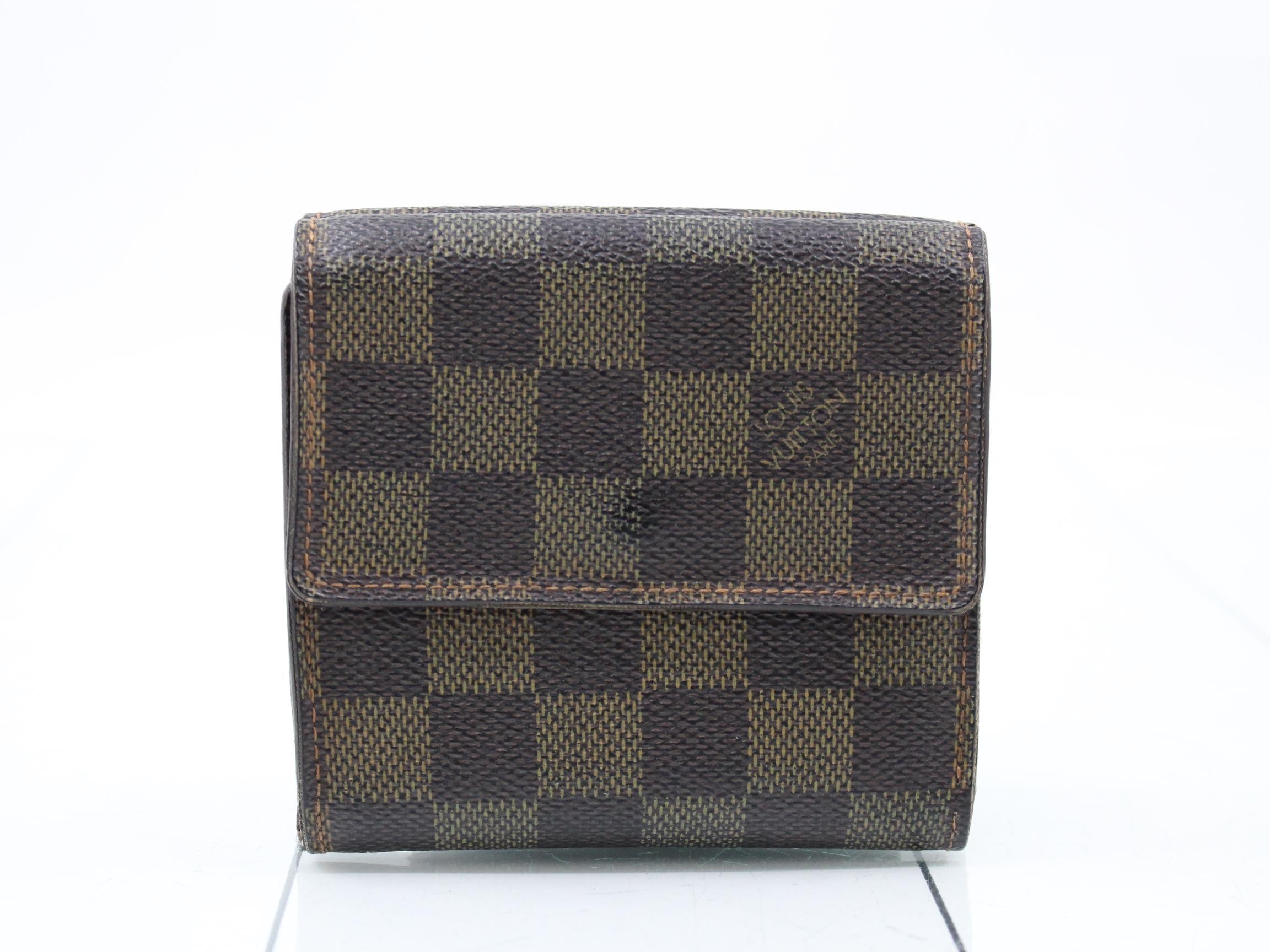 wallet — view 2
