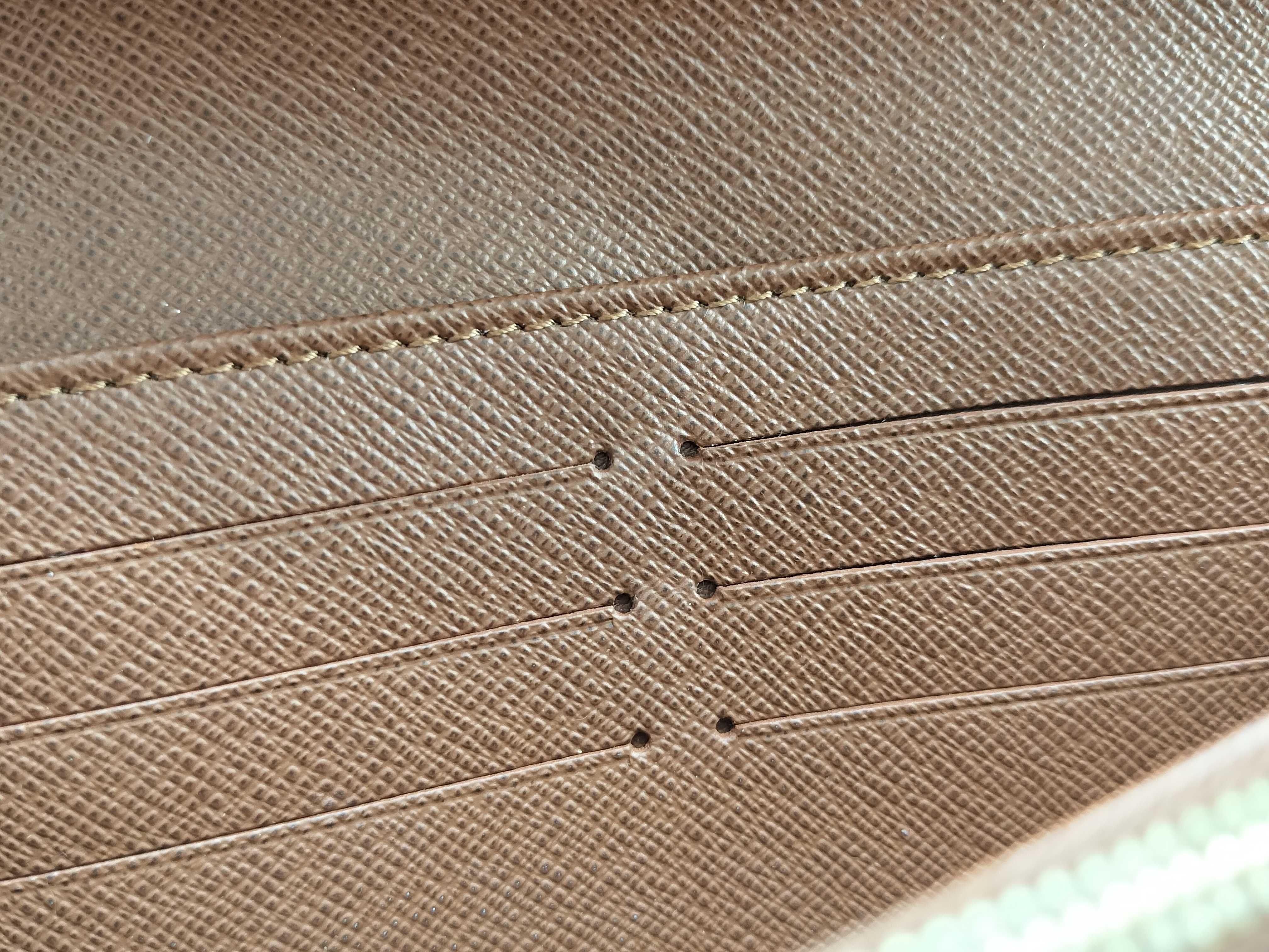 Monogram Portefeuille Sarah Wallet — view 13