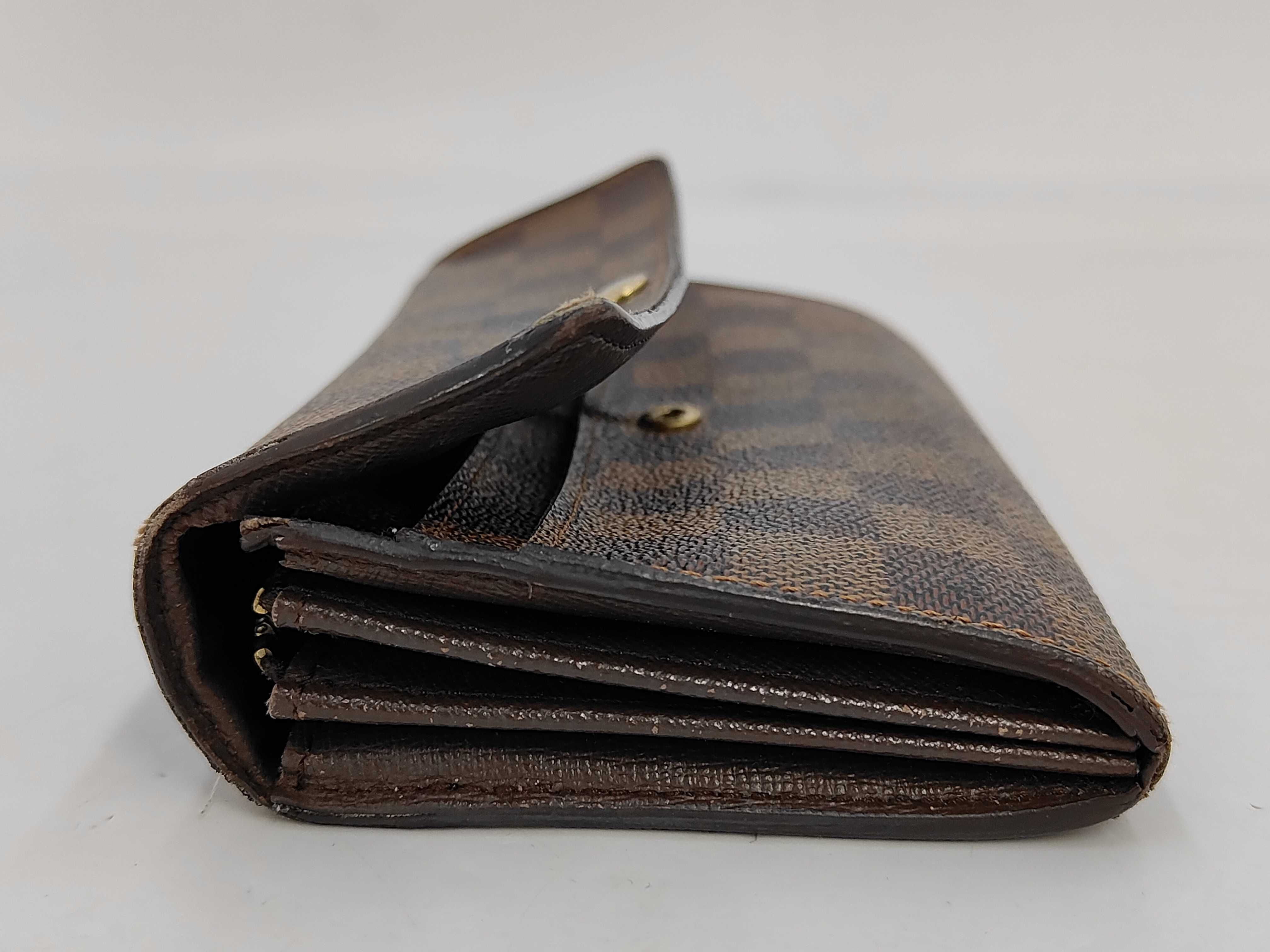 Damier Louis Vuitton Damier Portefeuille Sarah CA1068 Wallet — view 8