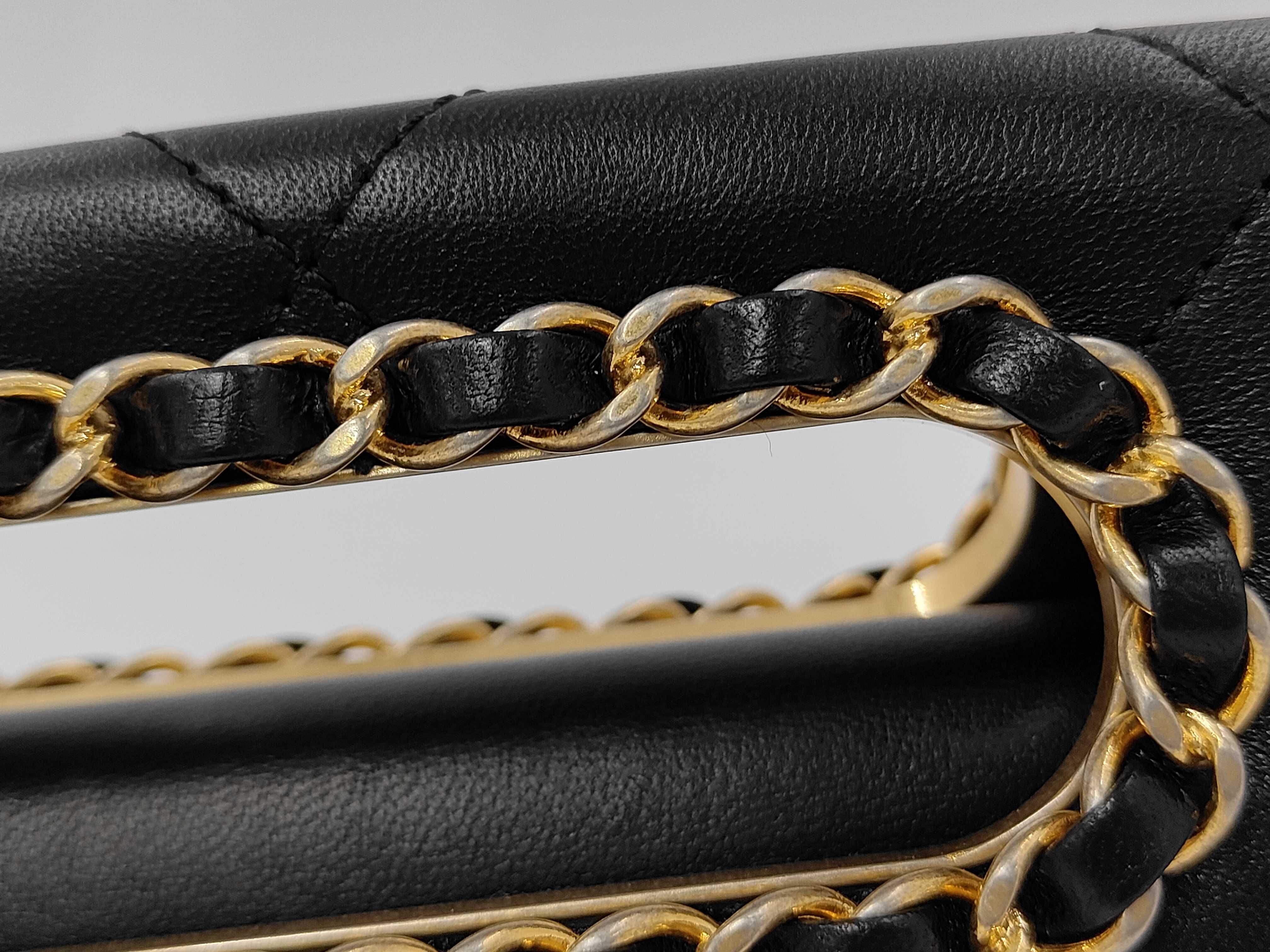 Hand CF Chain Bag Black Gold Button Shoulder Bag — view 3