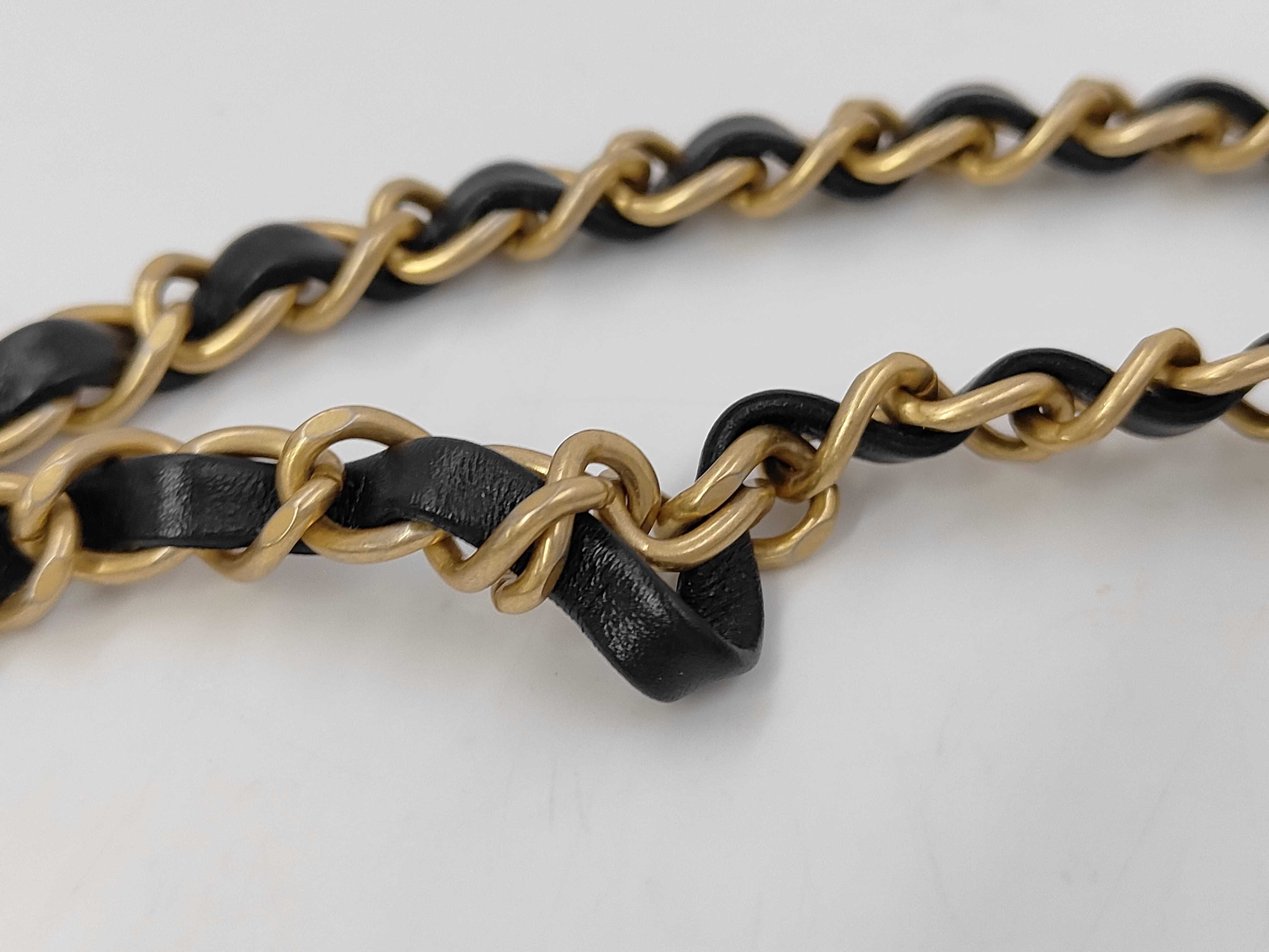 Hand CF Chain Bag Black Gold Button Shoulder Bag — view 5