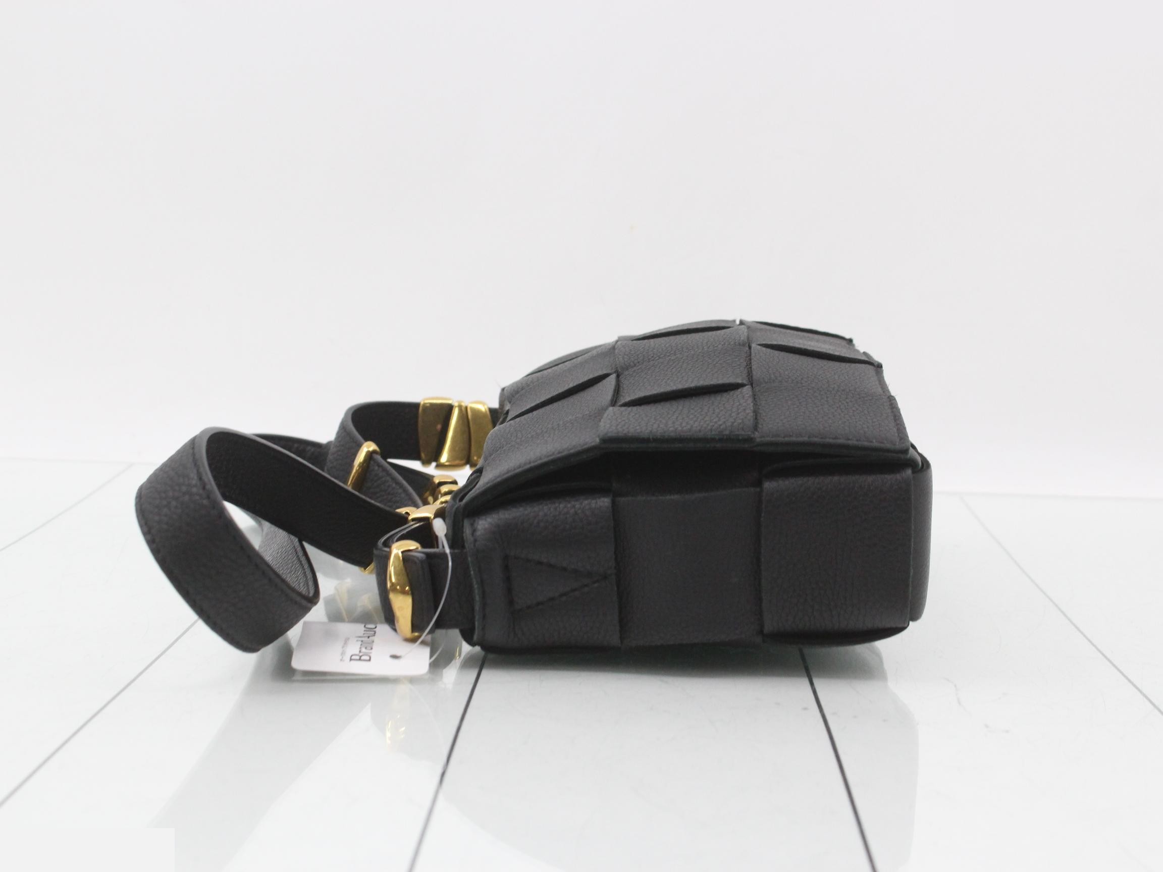 Intrecciato Cassette Shoulder Bag — view 4