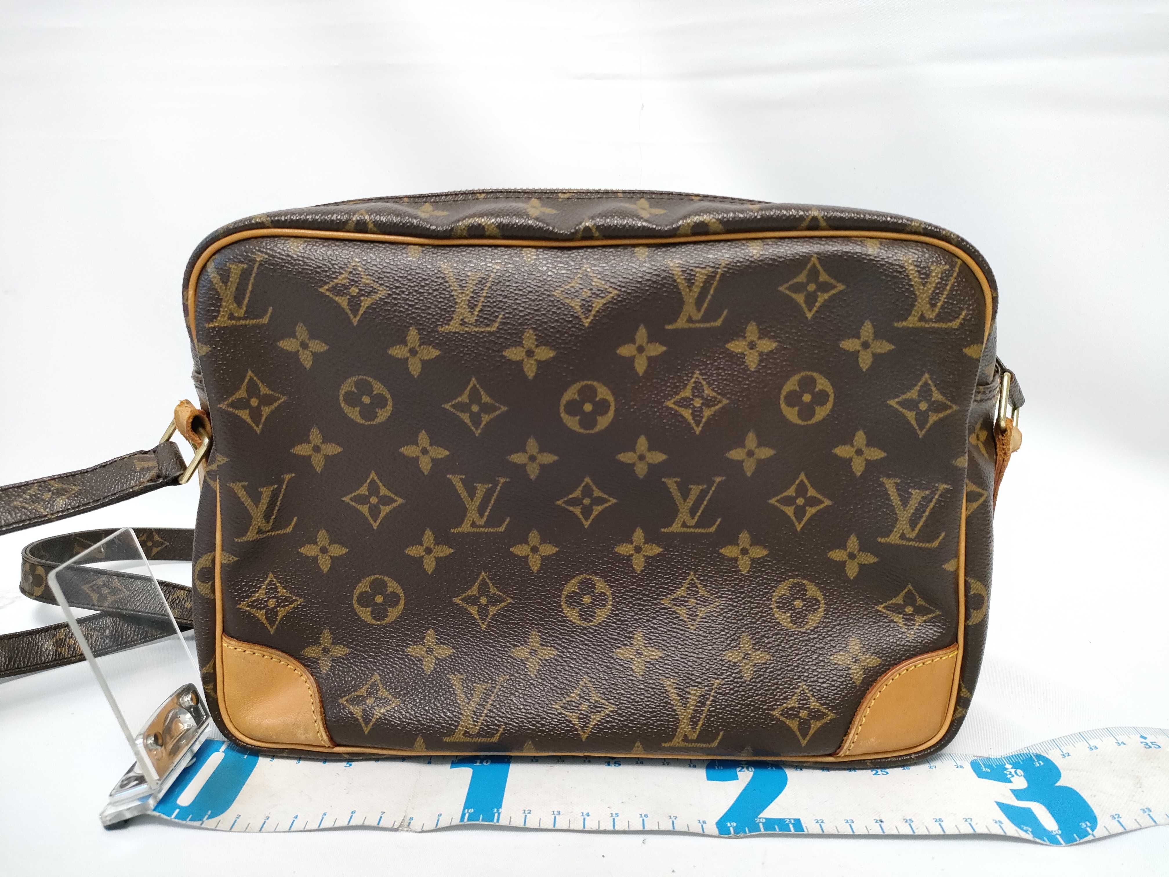 Monogram Nile Shoulder Bag M45244 — view 2
