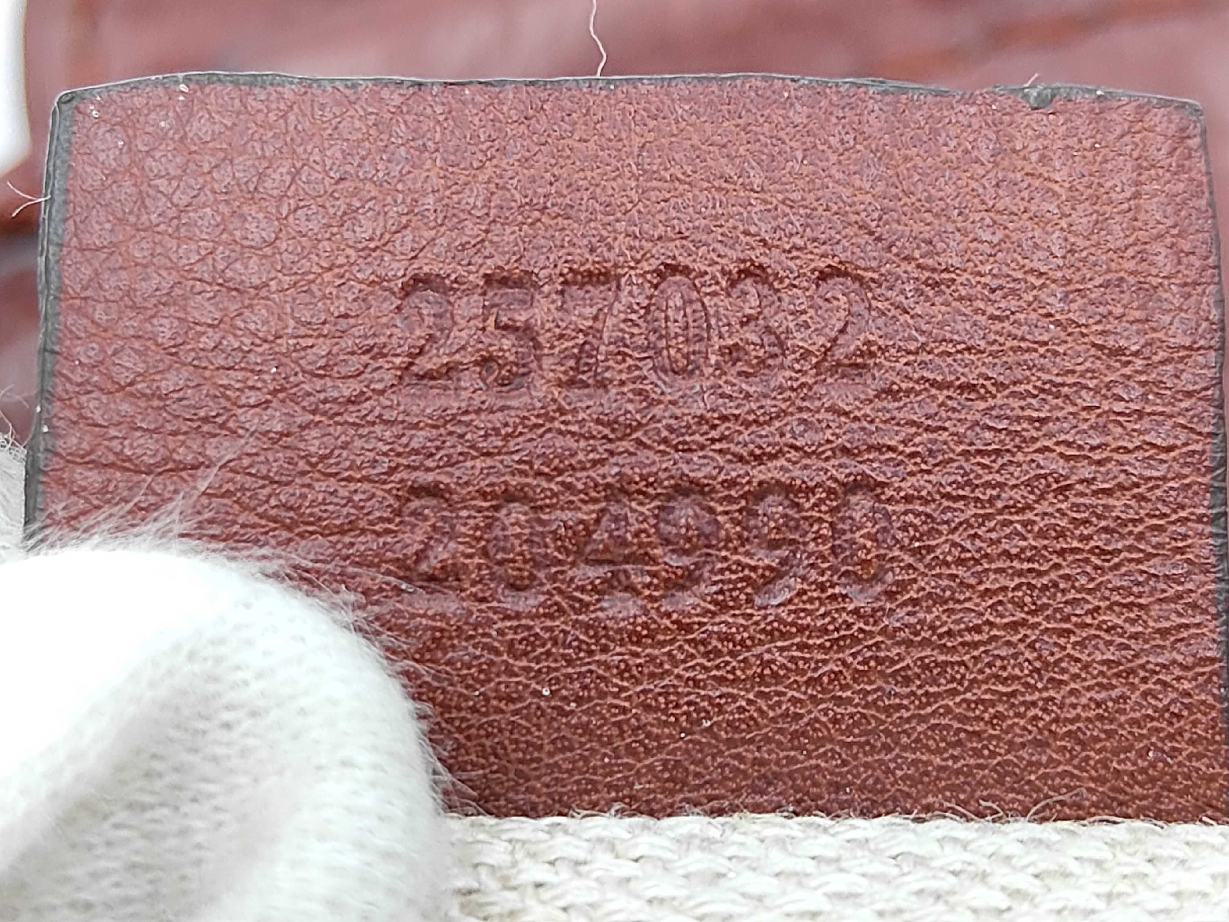 GG Burgundy Canvas GG Monogram Tassel Chain Shoulder Bag — view 11