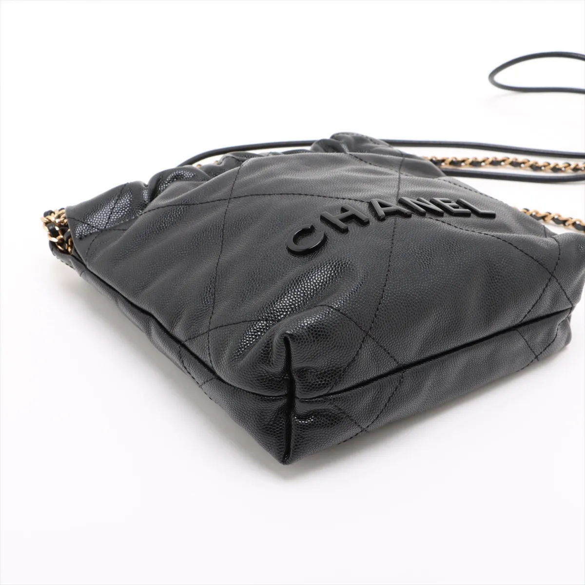 22 Mini Caviar Skin Chain Shoulder Bag Black Gold Hardware CK7N88HA Random Plate AS3980 — view 4