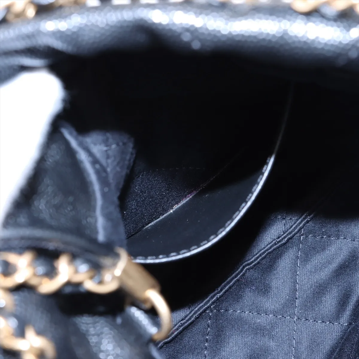 22 Mini Caviar Skin Chain Shoulder Bag Black Gold Hardware CK7N88HA Random Plate AS3980 — view 9
