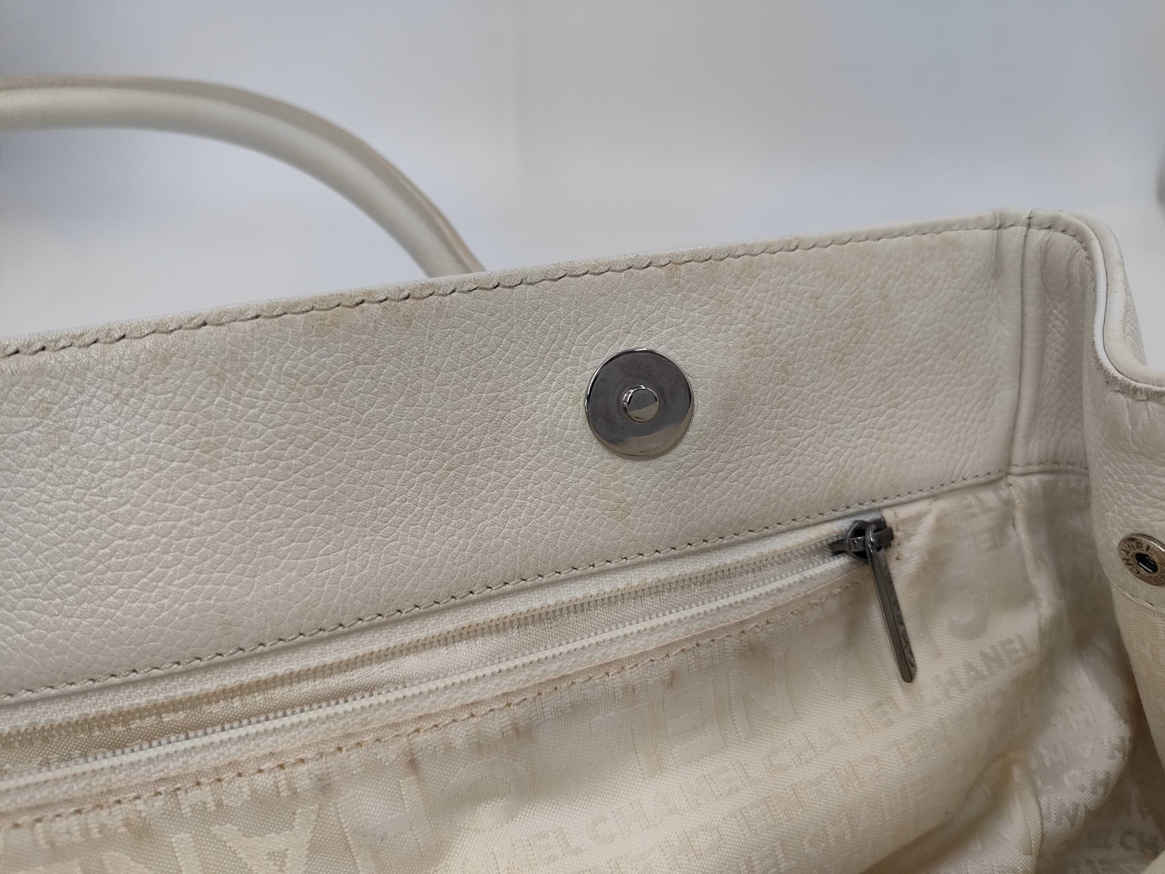 Executive Tote Leather, White, Series 10s, Tote Bag with Pouch — view 13