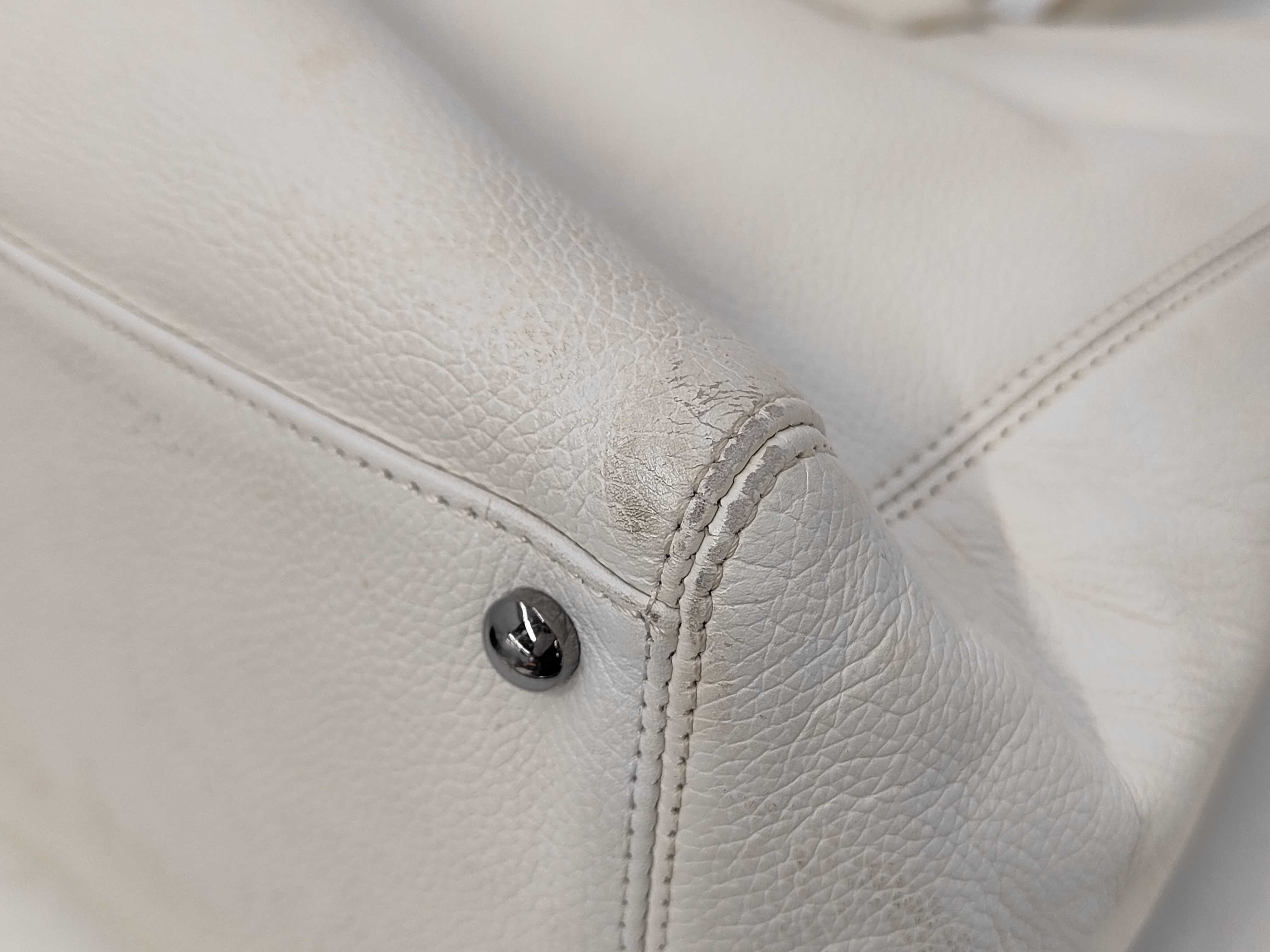 Executive Tote Leather, White, Series 10s, Tote Bag with Pouch — view 4