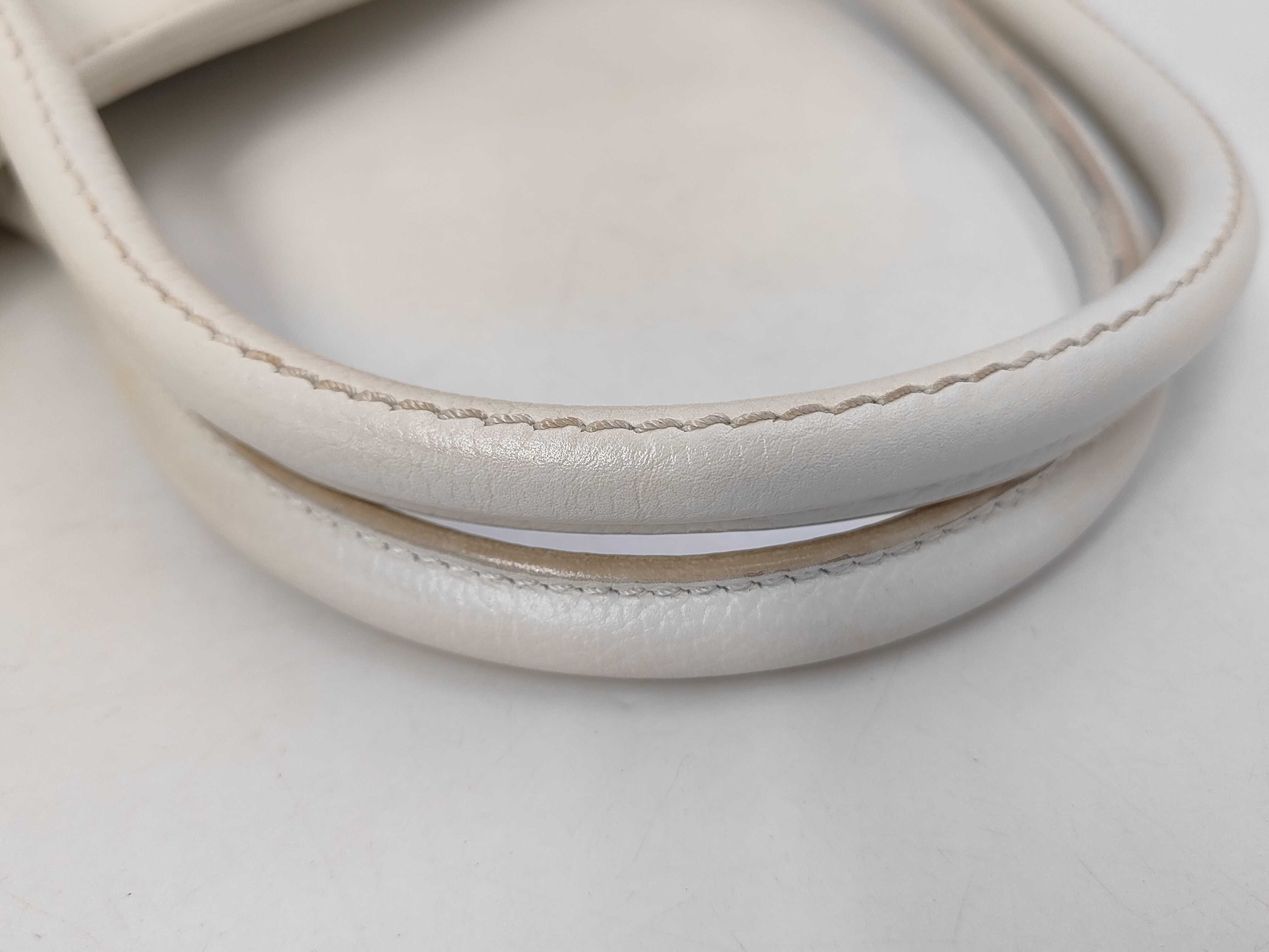 Executive Tote Leather, White, Series 10s, Tote Bag with Pouch — view 6