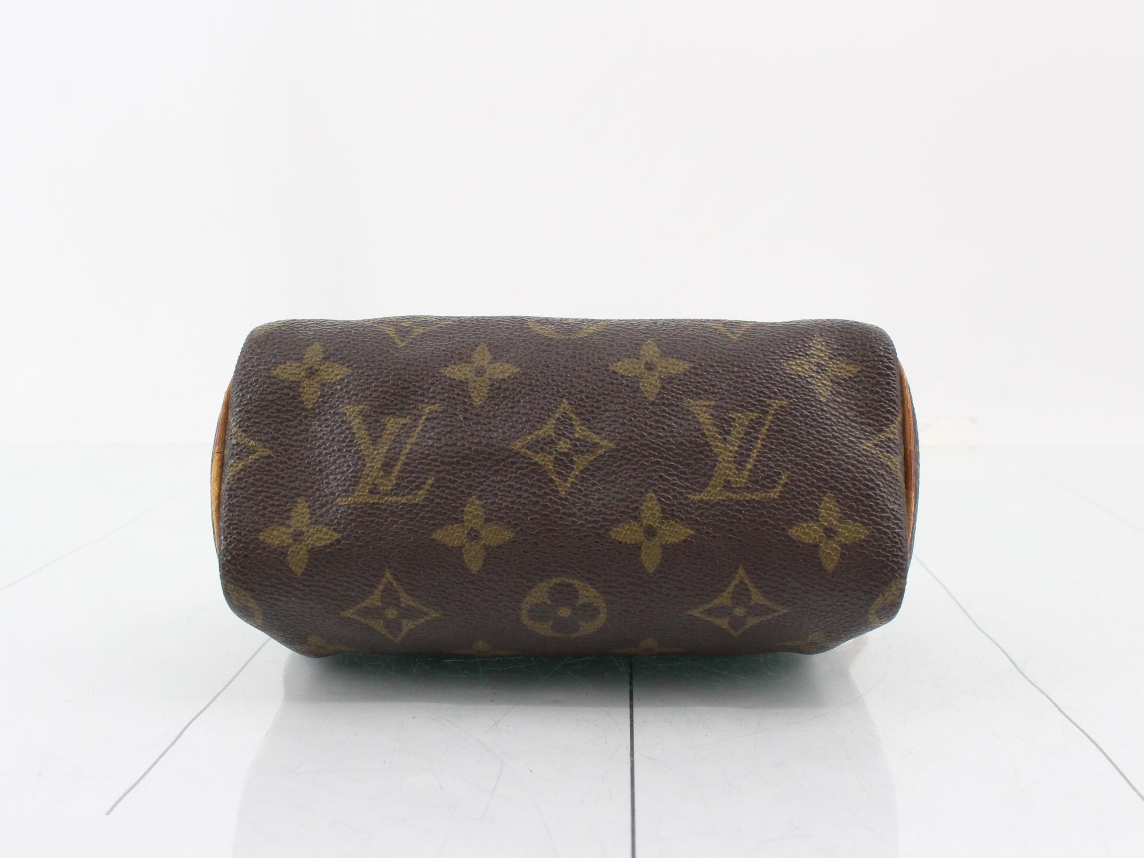 Mini Speedy with strap — view 3
