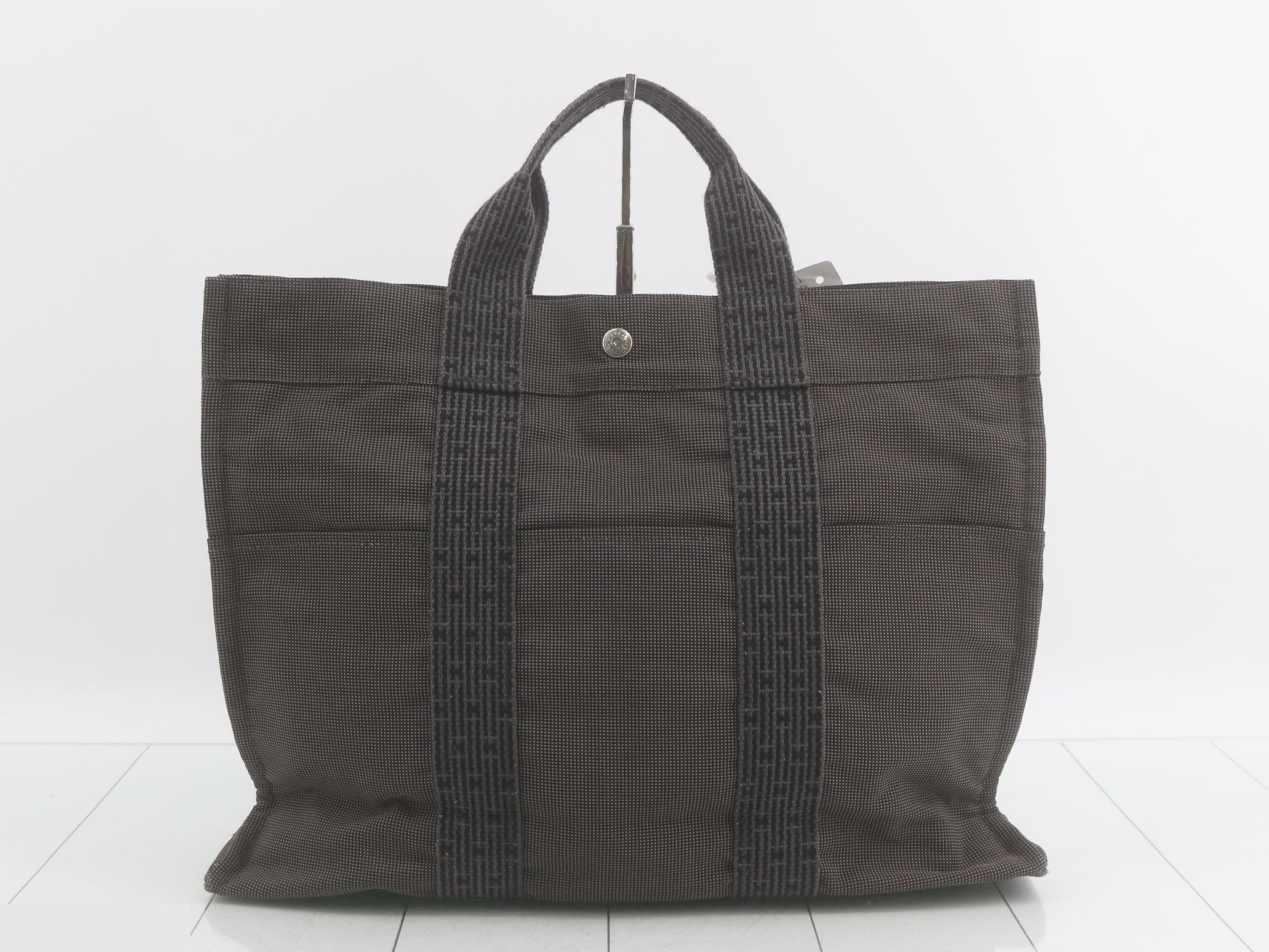 Aile Line MM Tote Bag — view 2