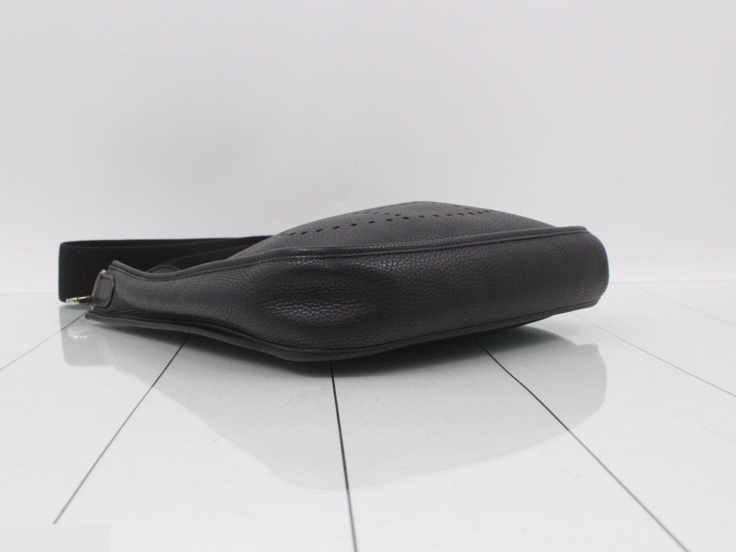 Evelyn Black Leather Shoulder Bag — view 5