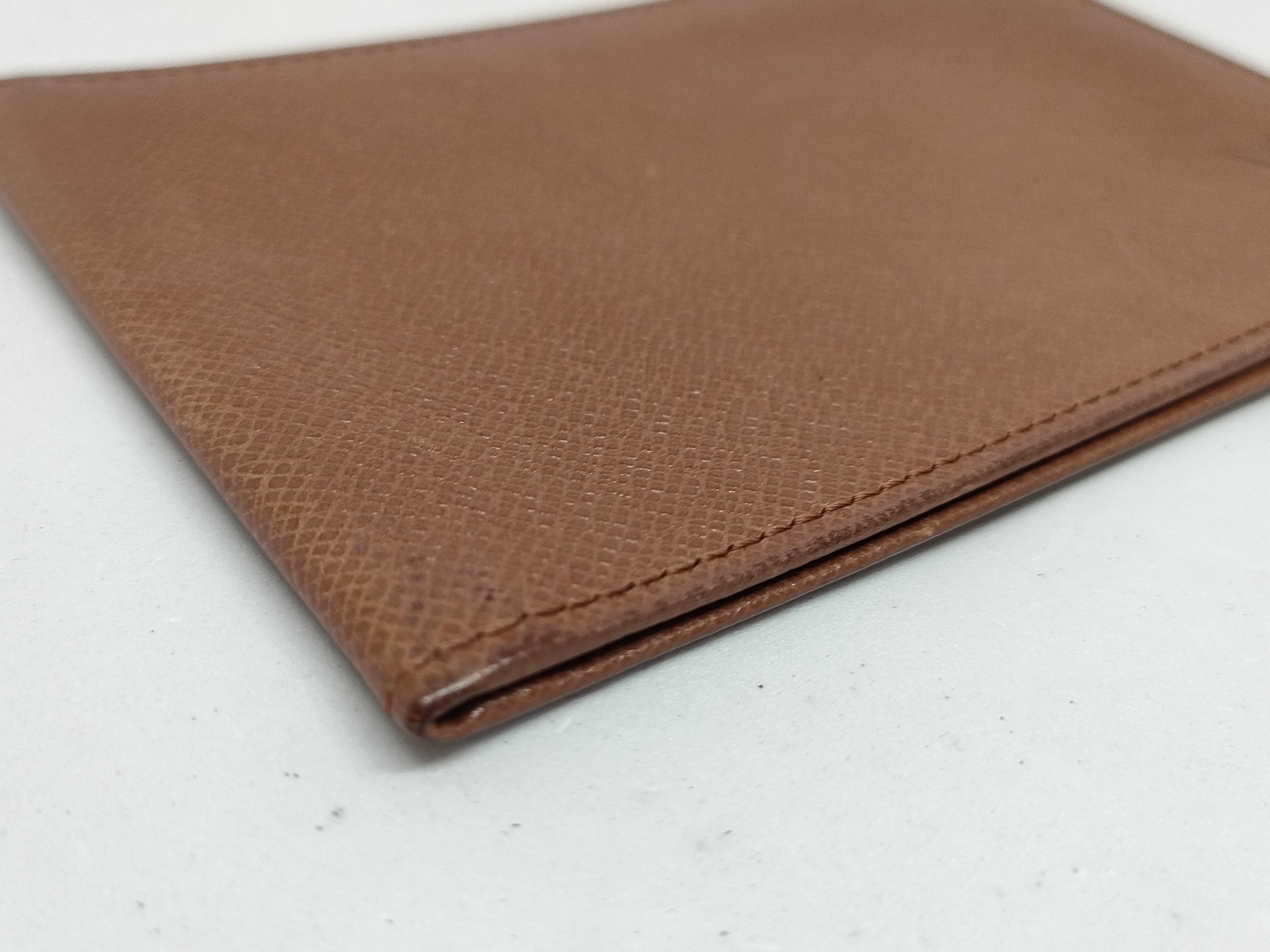 Epi Louis Vuitton Pass Case Card Case — view 2