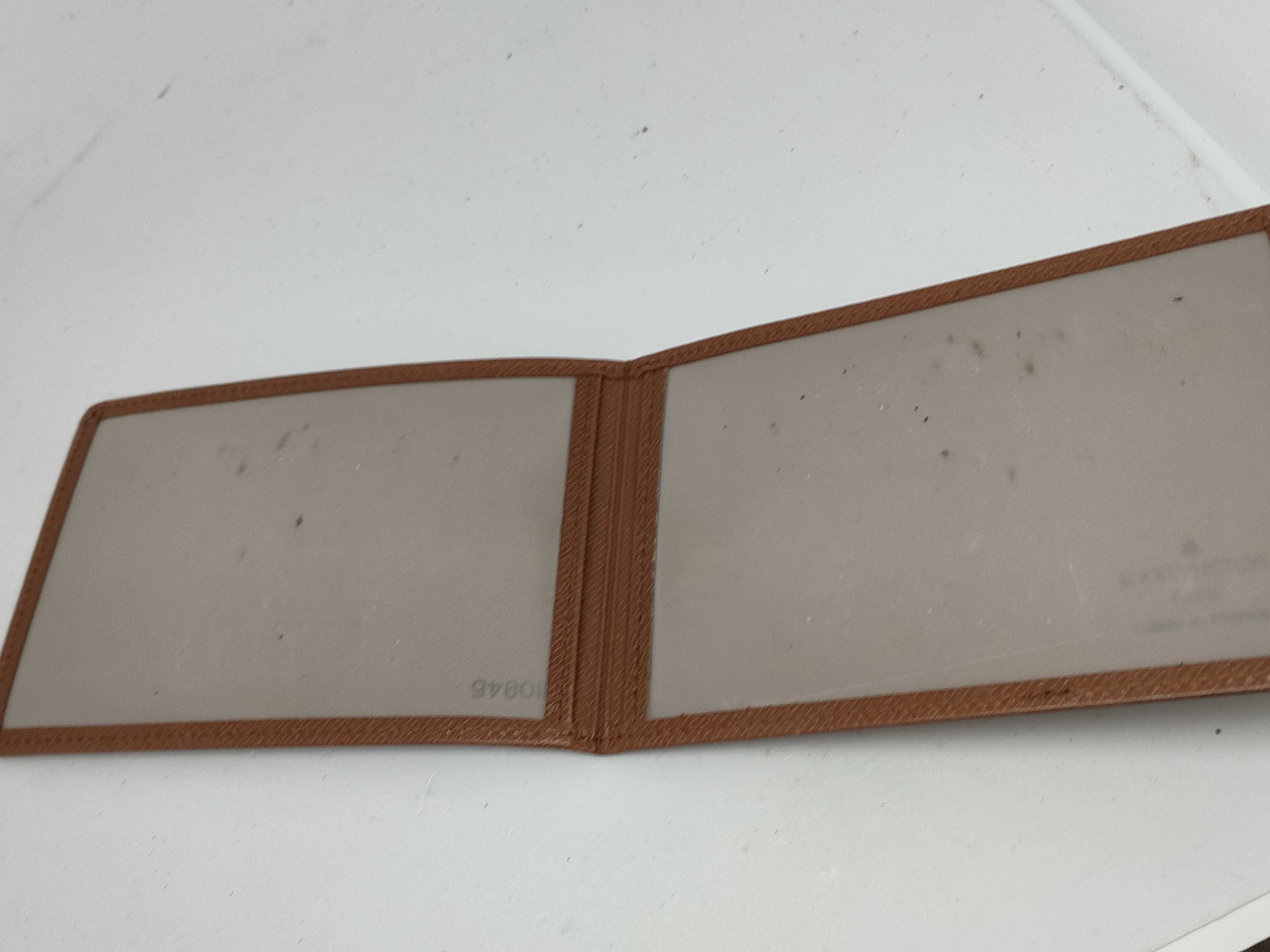 Epi Louis Vuitton Pass Case Card Case — view 4