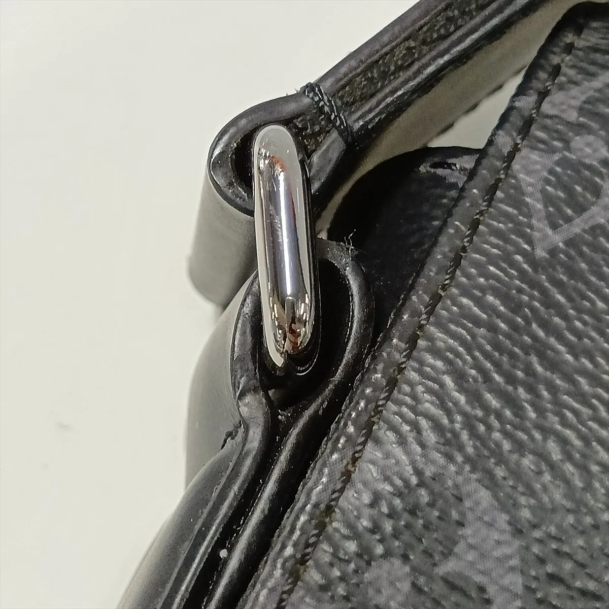 Monogram Eclipse District PMNM M44000 CA0178 Black (RFID detected) — view 10
