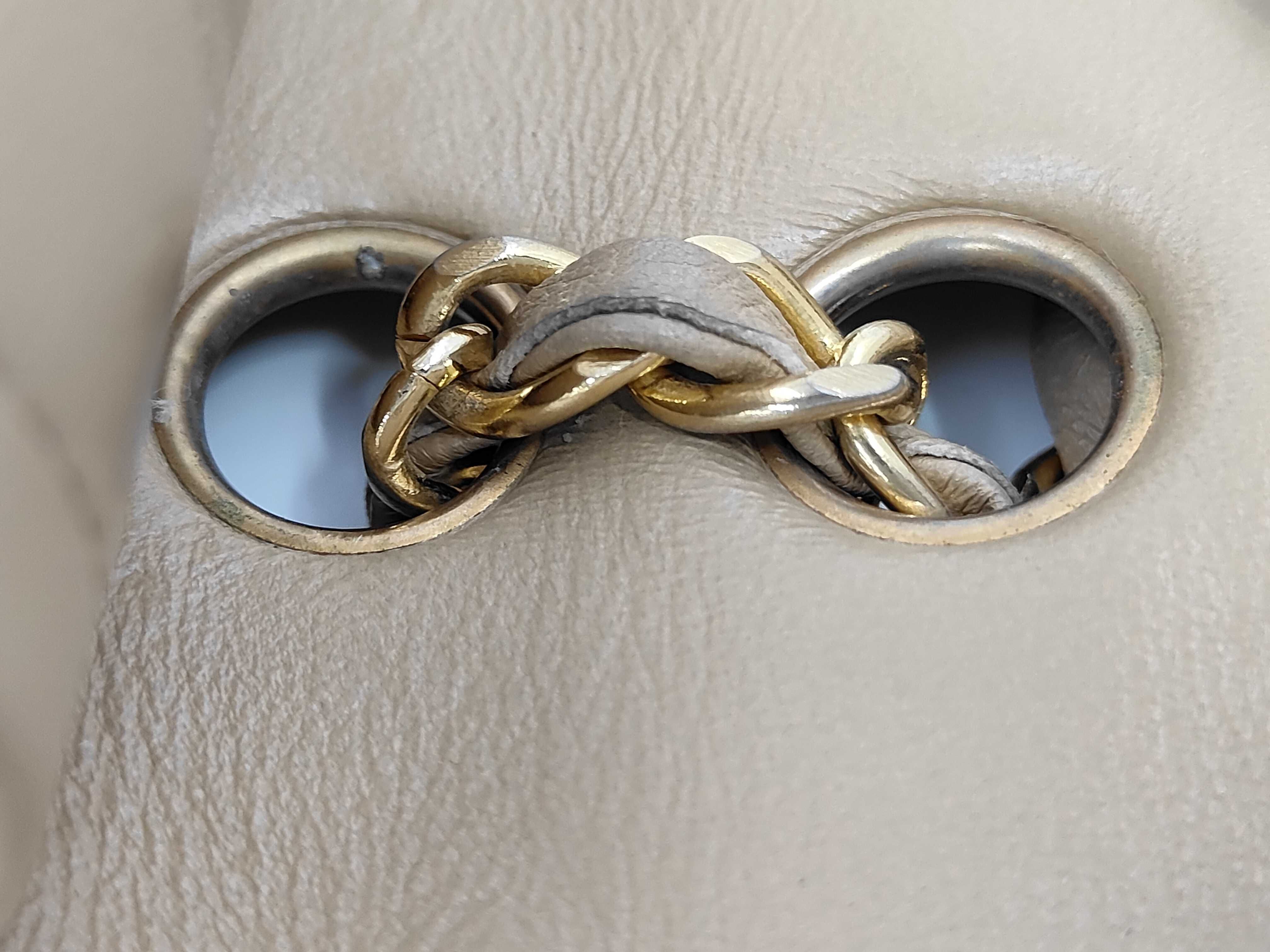 Matelassé 25 Double Flap Double Chain Lambskin Beige Shoulder Bag — view 5