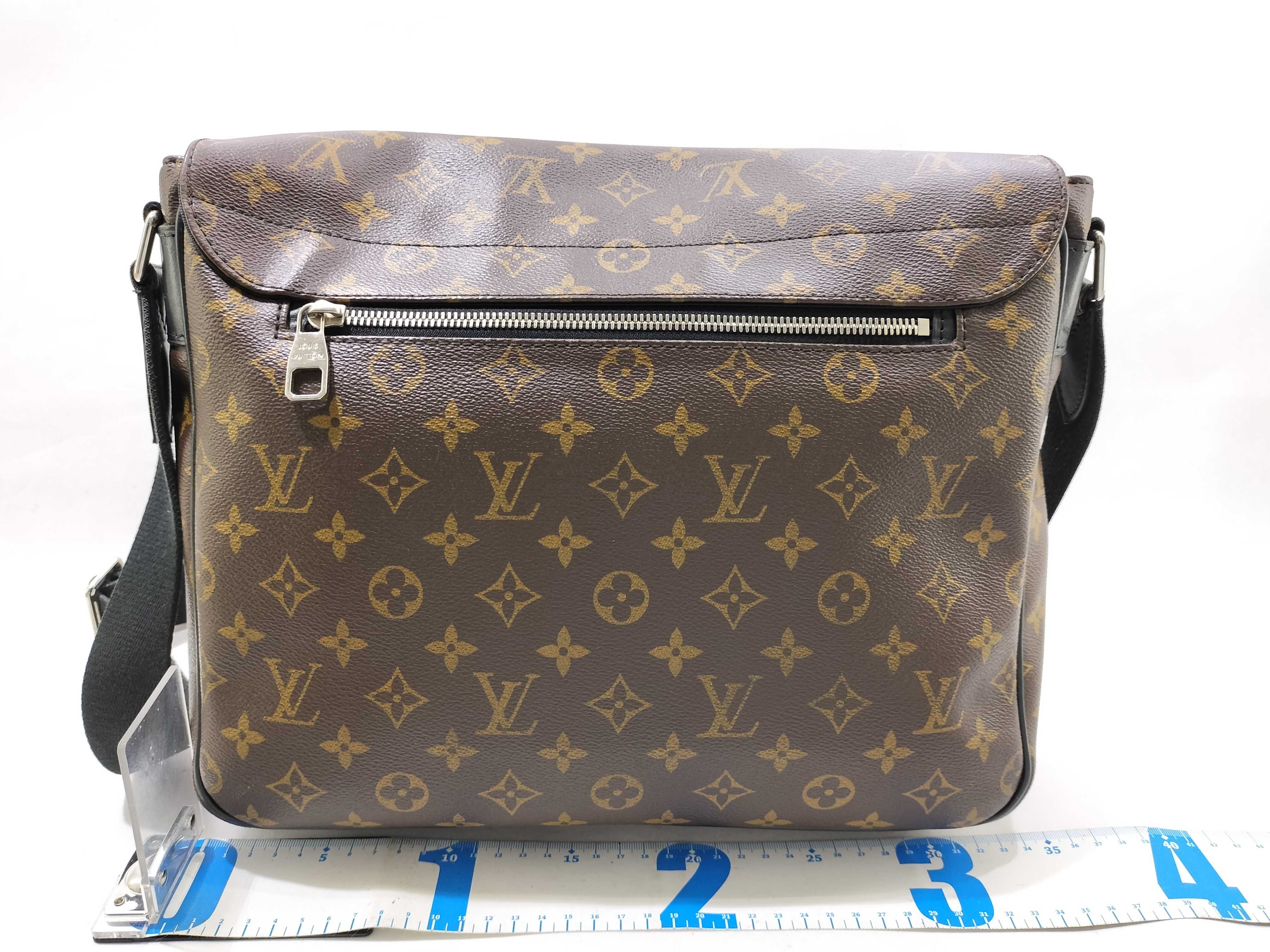 Monogram Louis Vuitton Messenger Bag Christopher Monogram M41643 Bag Shoulder Bag — view 2