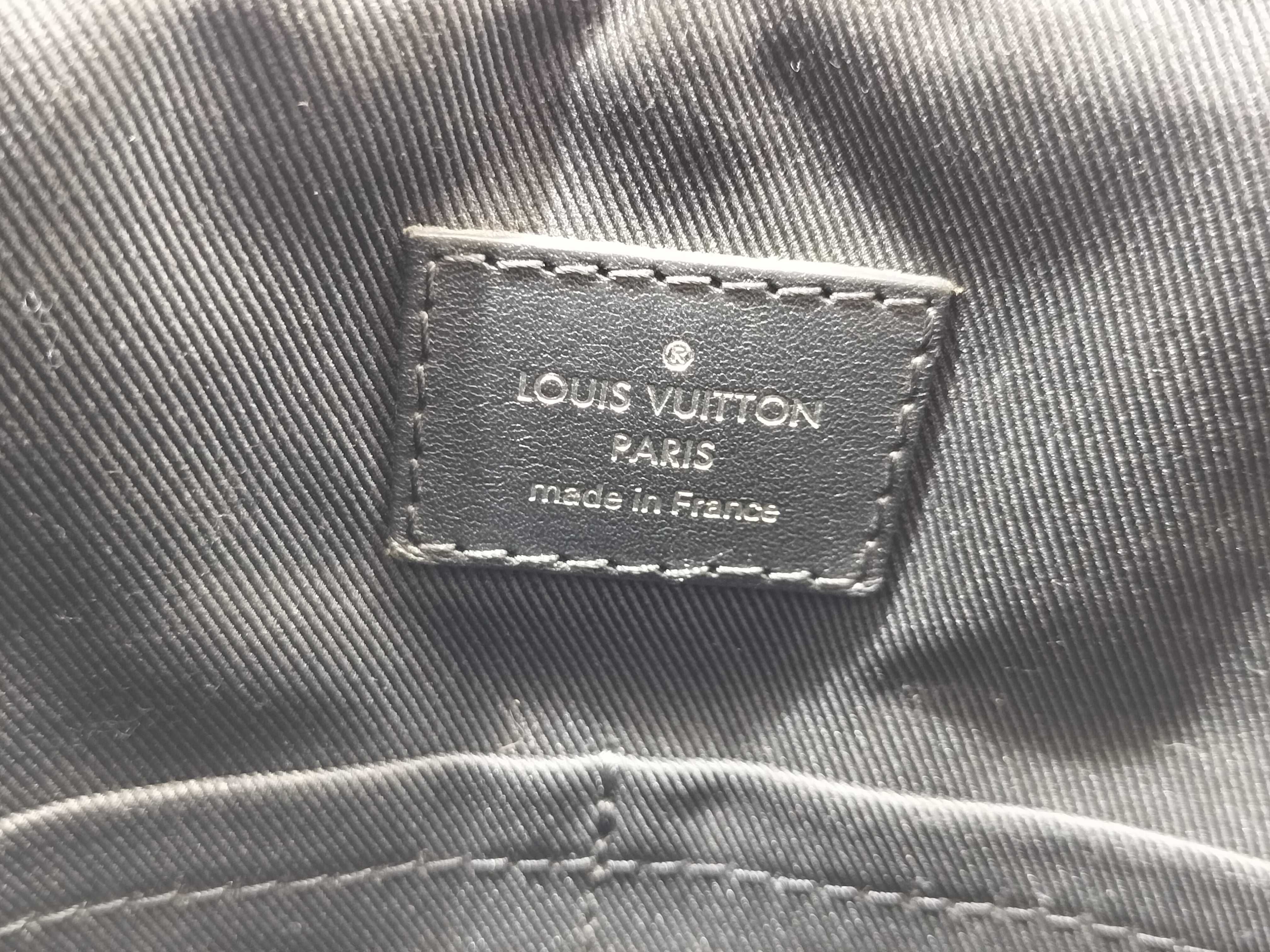 Monogram Louis Vuitton Messenger Bag Christopher Monogram M41643 Bag Shoulder Bag — view 12