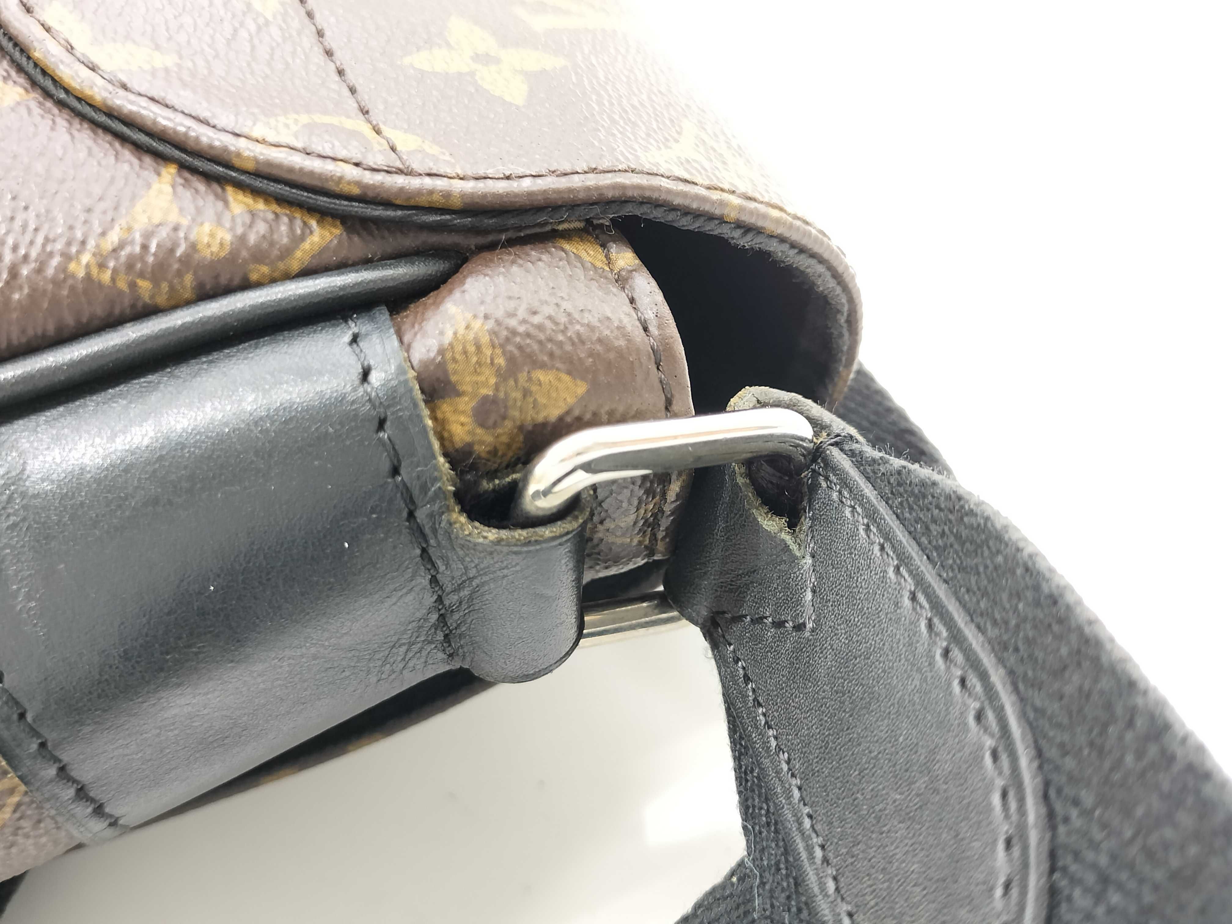 Monogram Louis Vuitton Messenger Bag Christopher Monogram M41643 Bag Shoulder Bag — view 6
