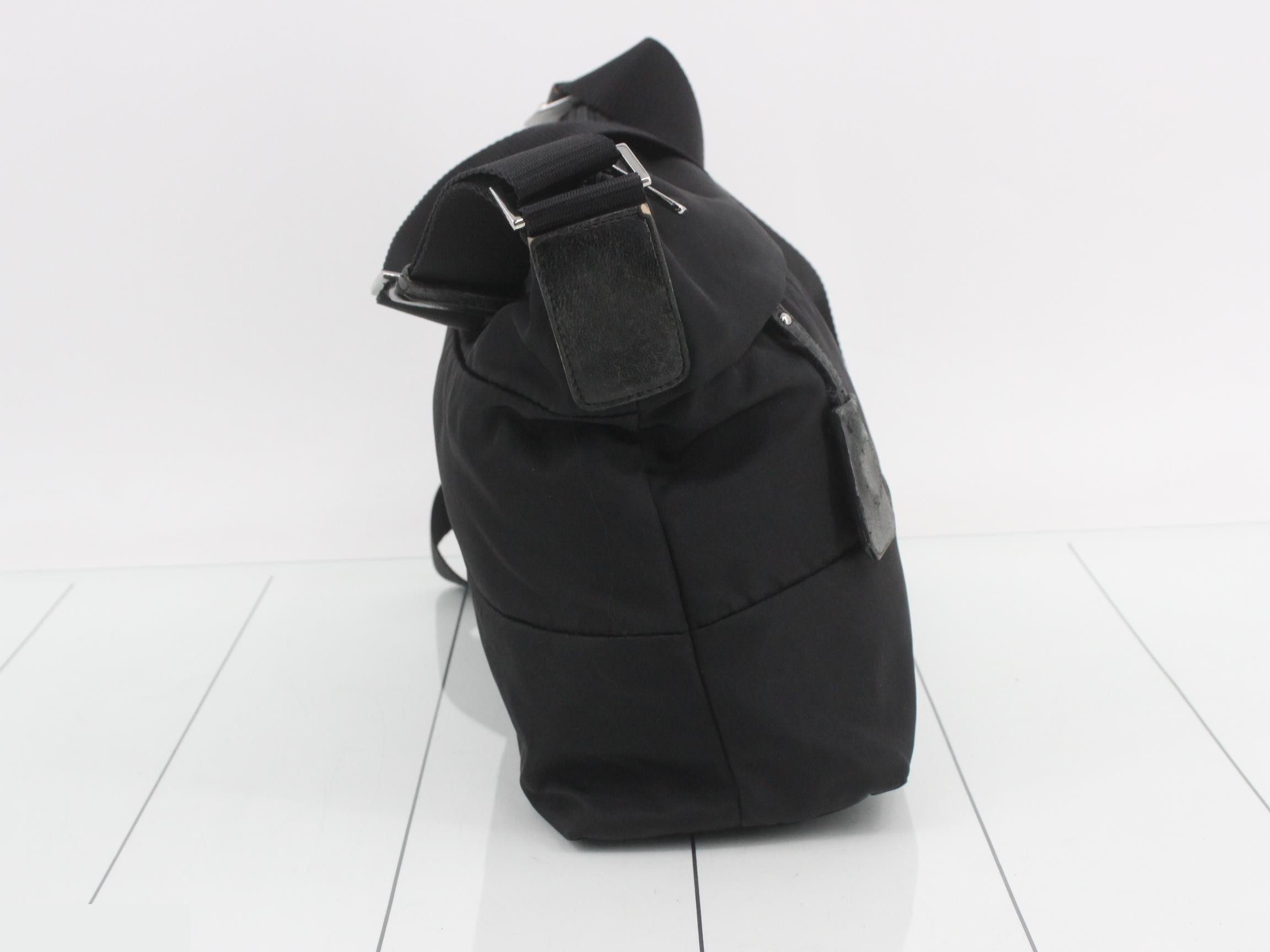 Nylon triangular plate shoulder black — view 4