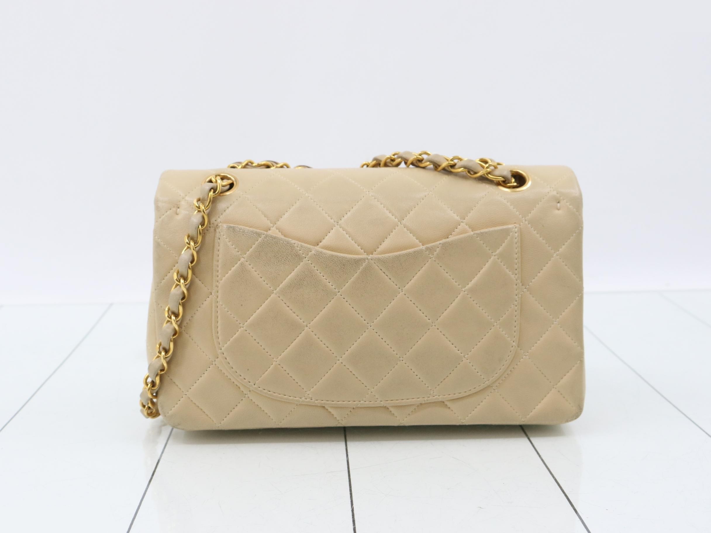 Double chain shoulder bag, beige, with sticker, item number 4. — view 2