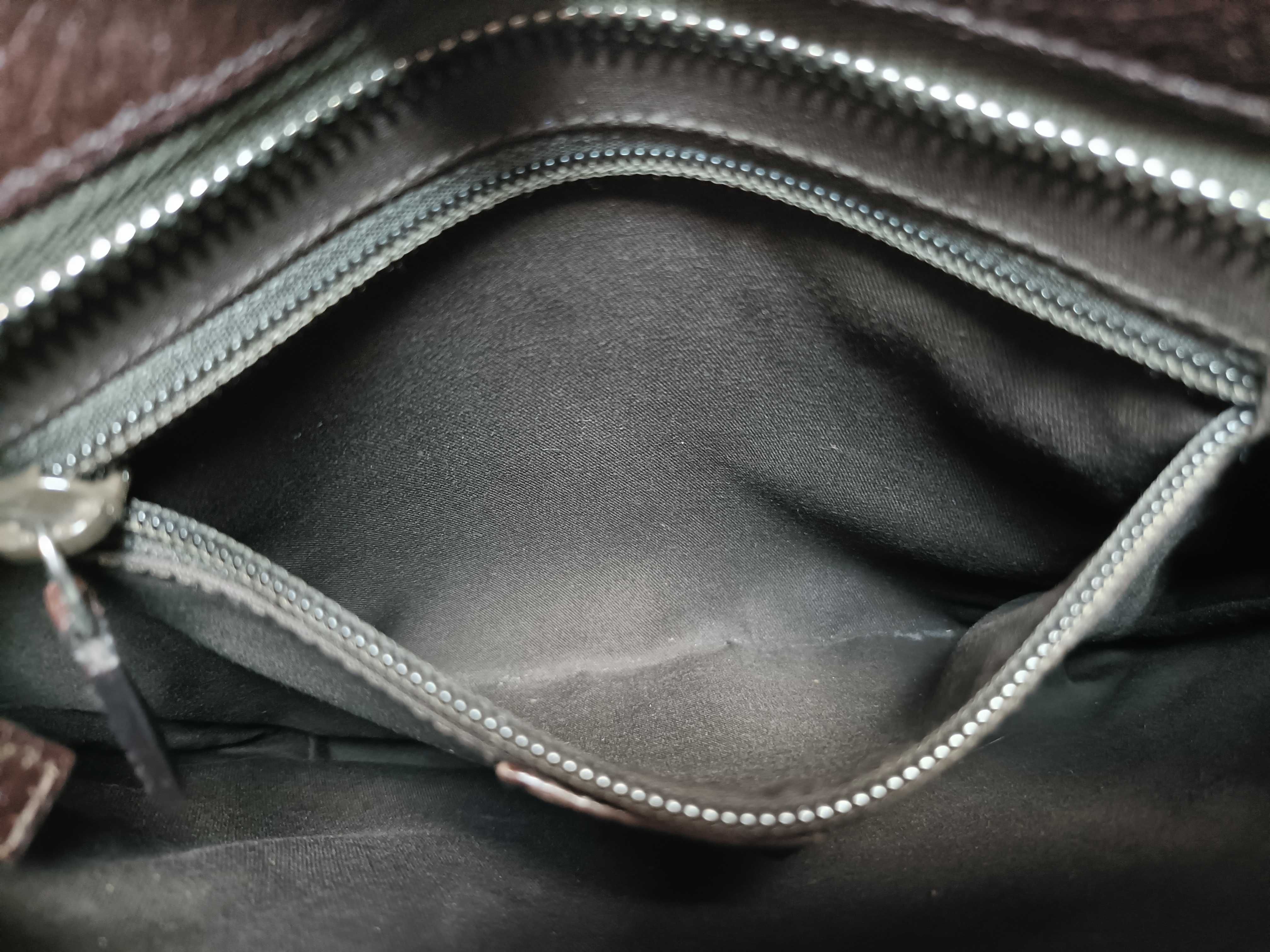 GG Canvas Shoulder Bag 122793 — view 13