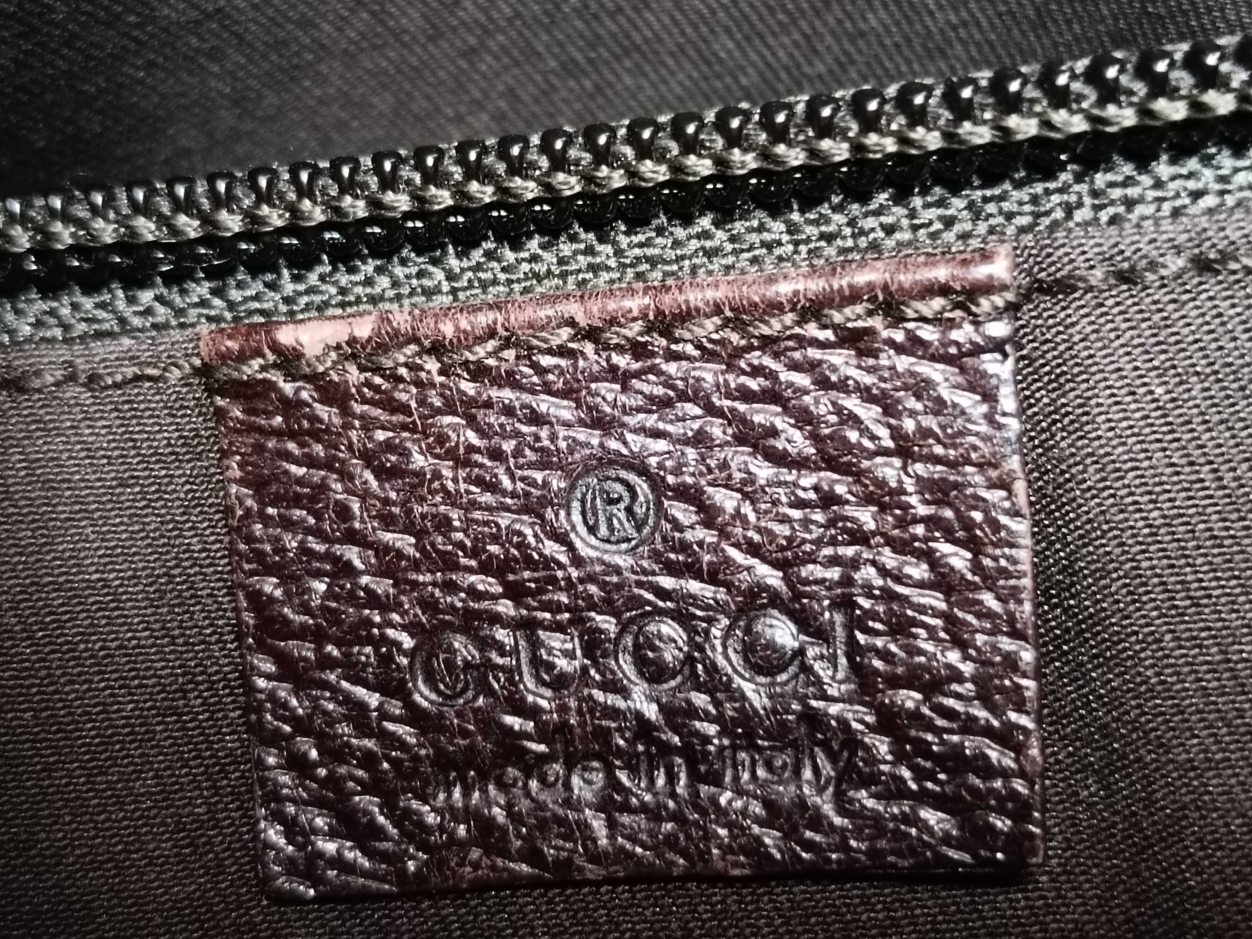 GG Canvas Shoulder Bag 122793 — view 14