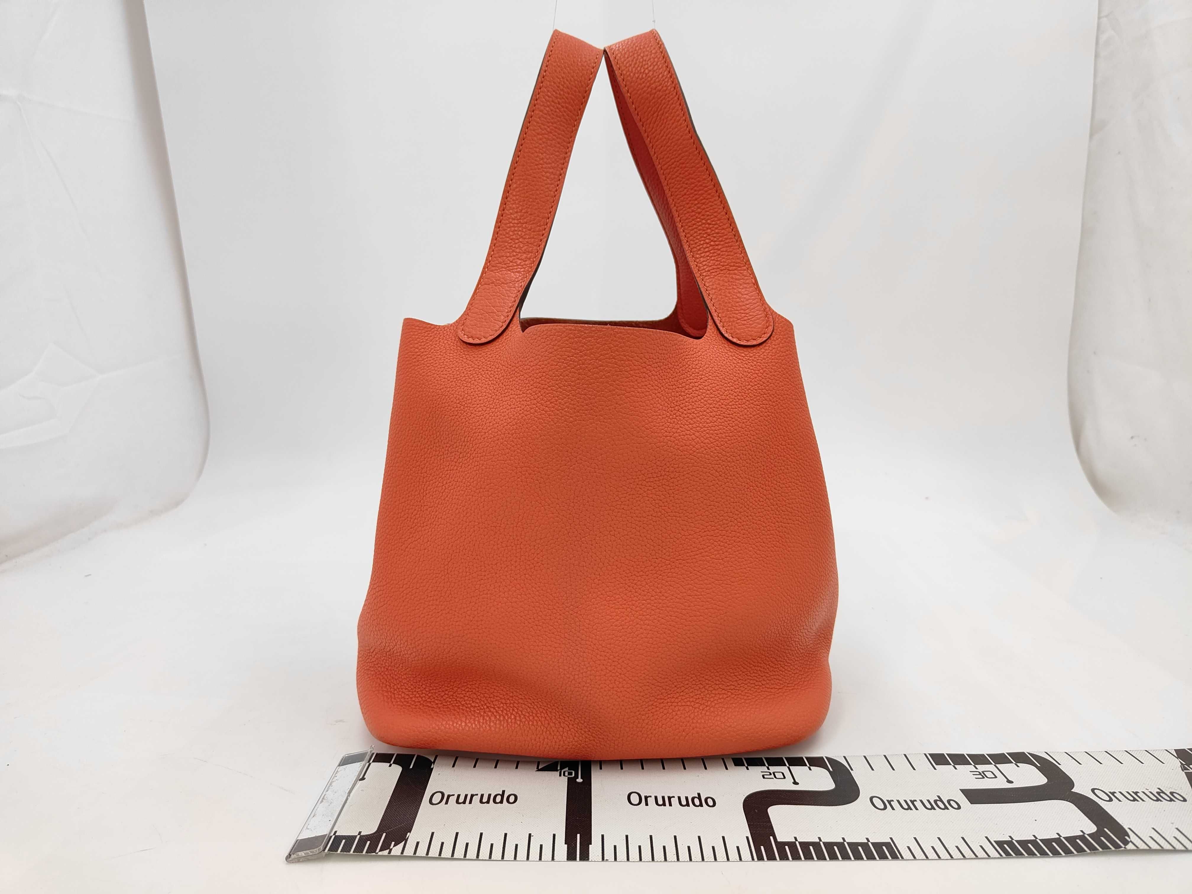 Picotin Lock MM A-stamp handbag — view 2