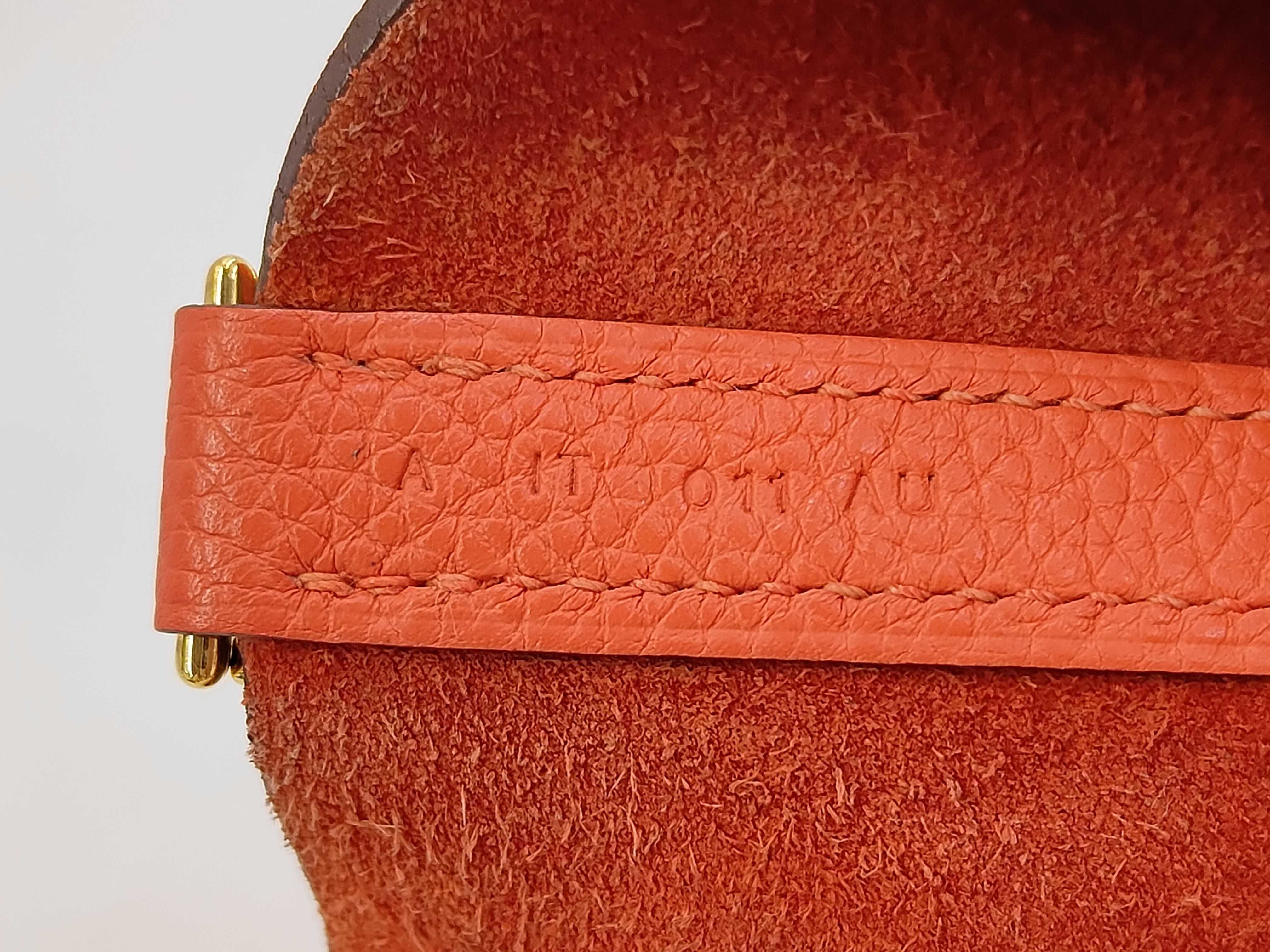 Picotin Lock MM A-stamp handbag — view 10