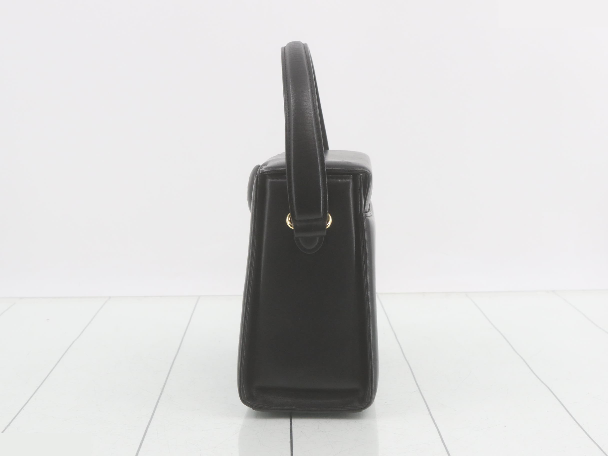 handbag — view 3