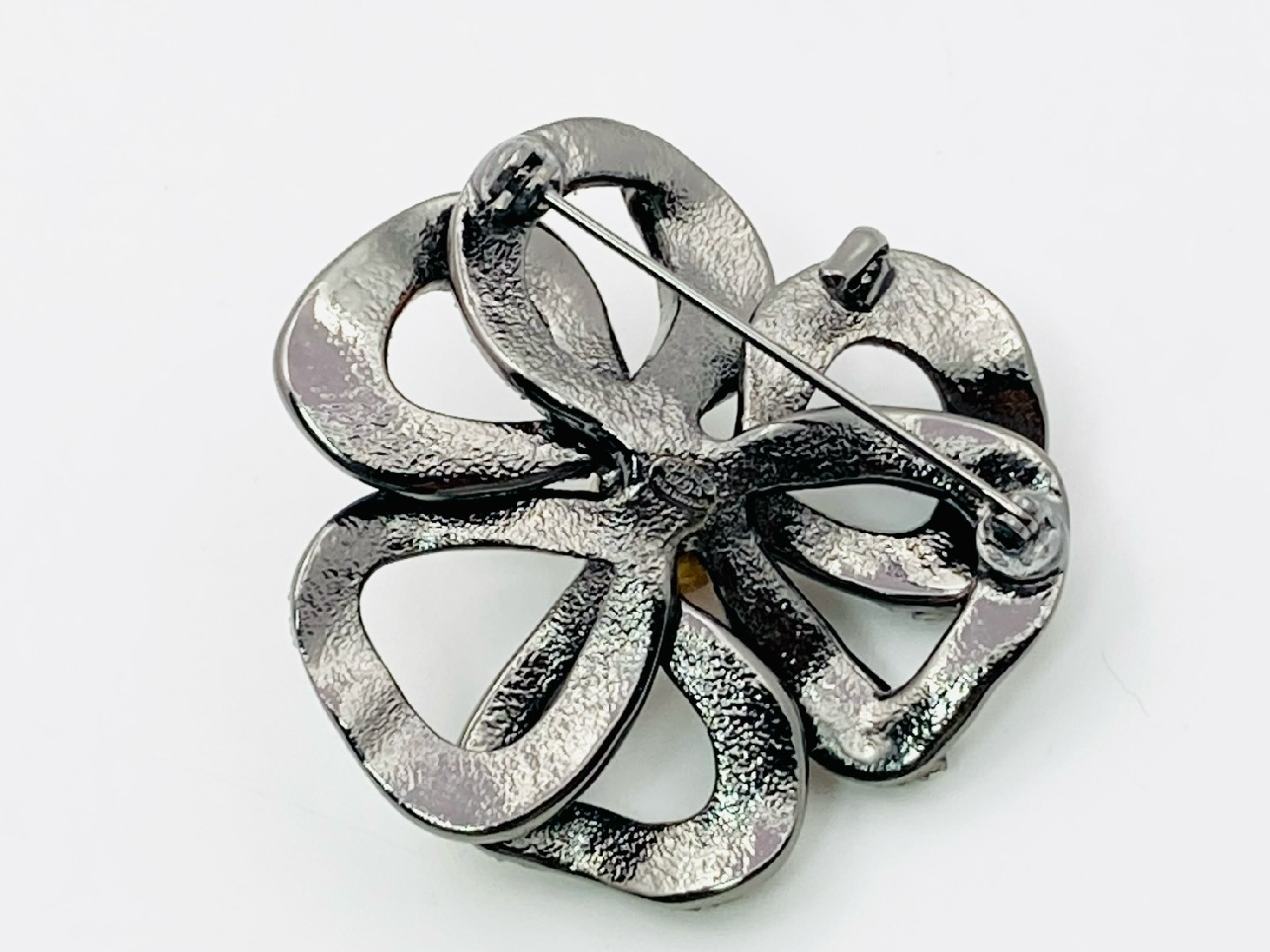 Coco Mark Camellia Rhinestone x Pearl Brooch 03A Gunmetal Top 2-Way Brooch — view 2