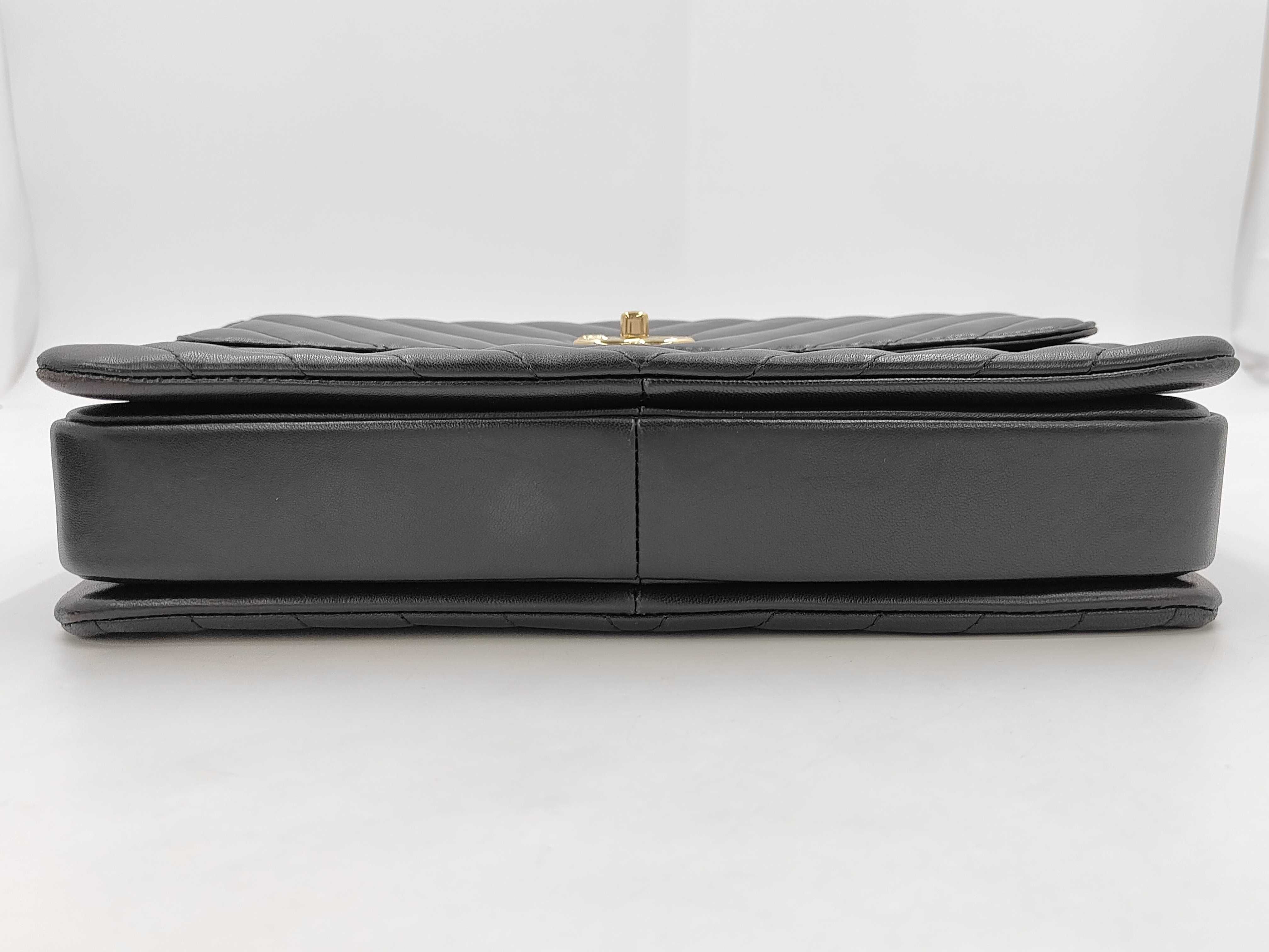 handbag — view 7