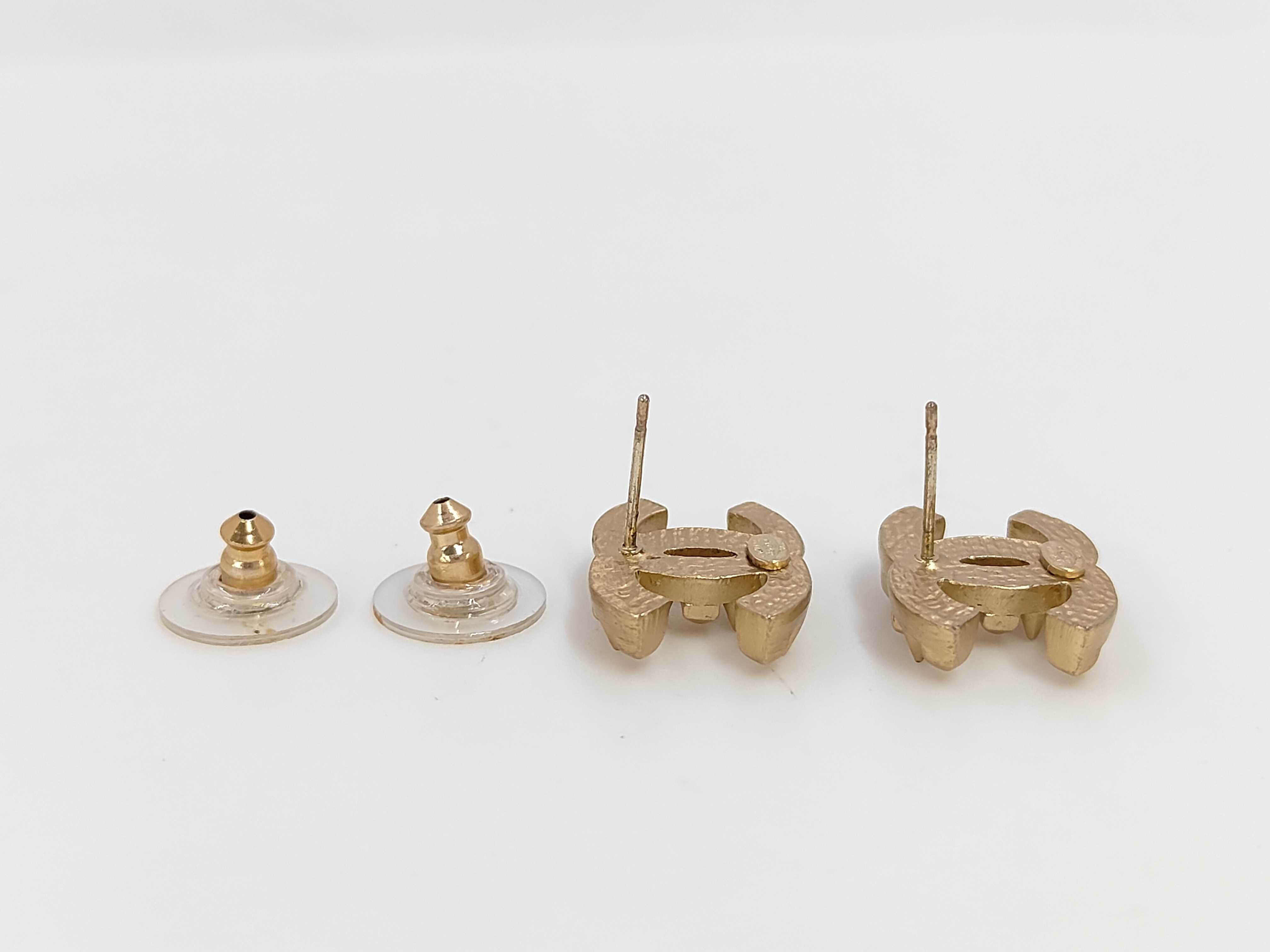 earrings, Coco Mark stud, gold, 03P — view 3