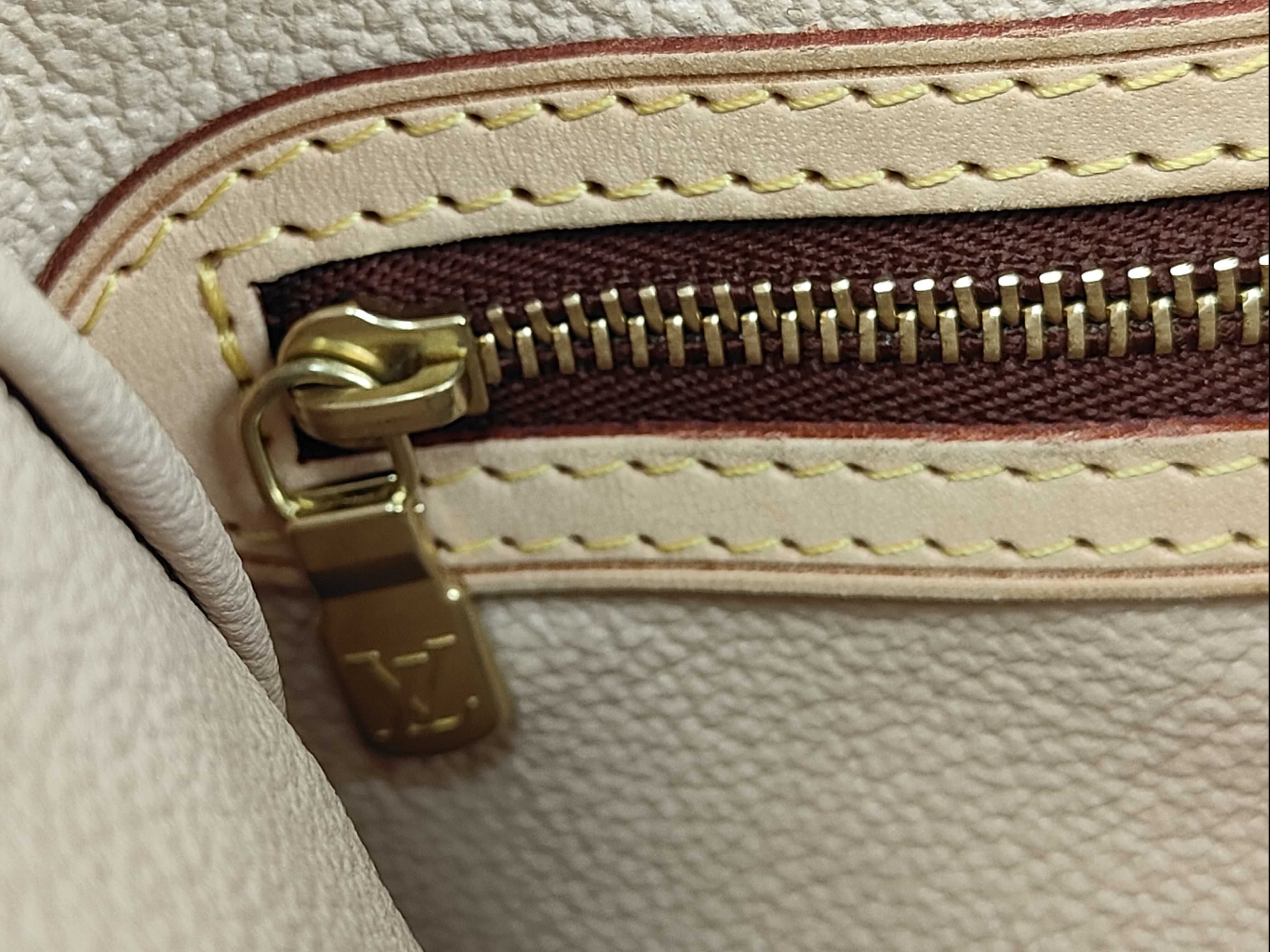 Monogram Bucket PM Tote Bag M42238 — view 15