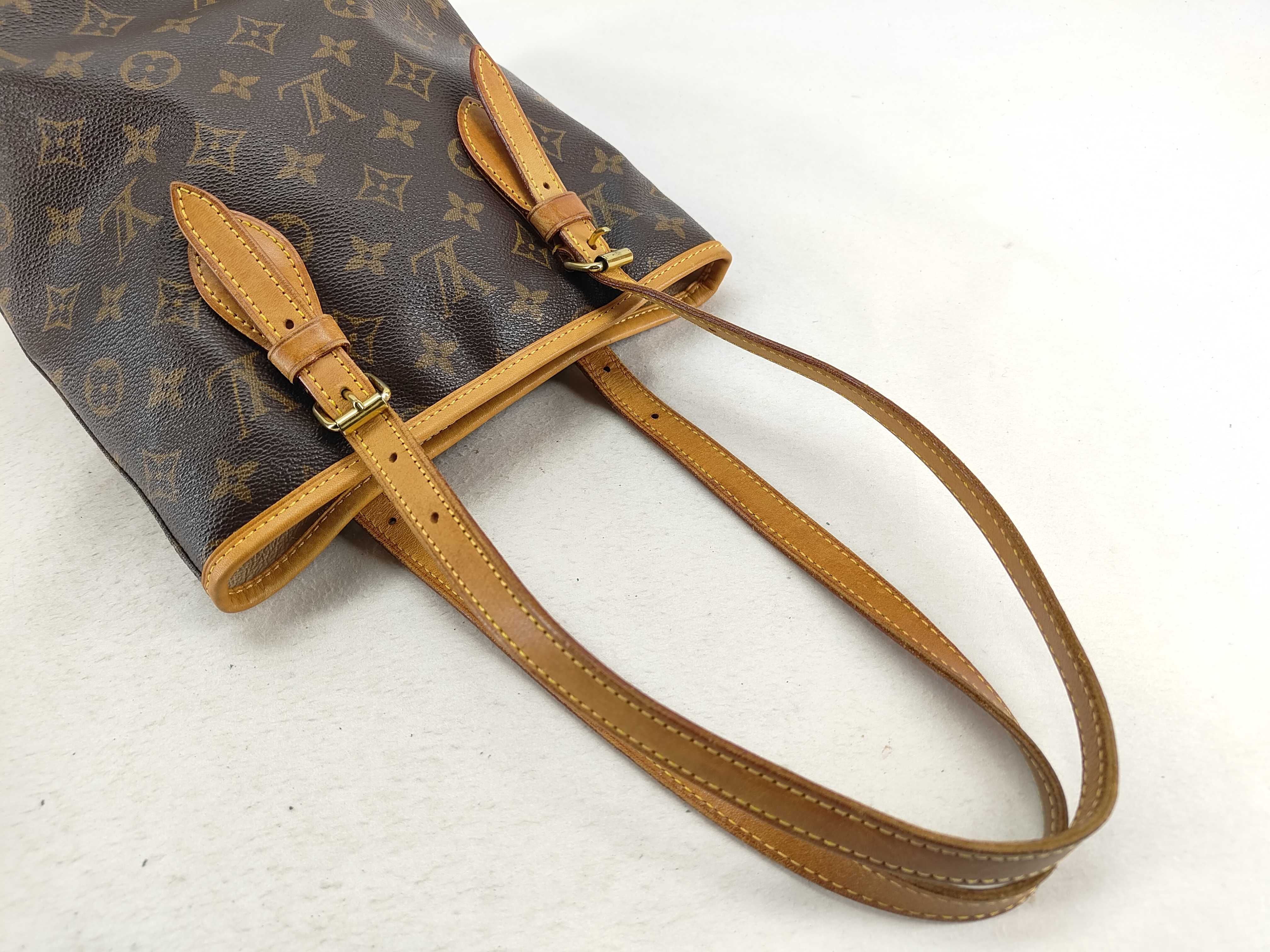Monogram Bucket PM Tote Bag M42238 — view 4