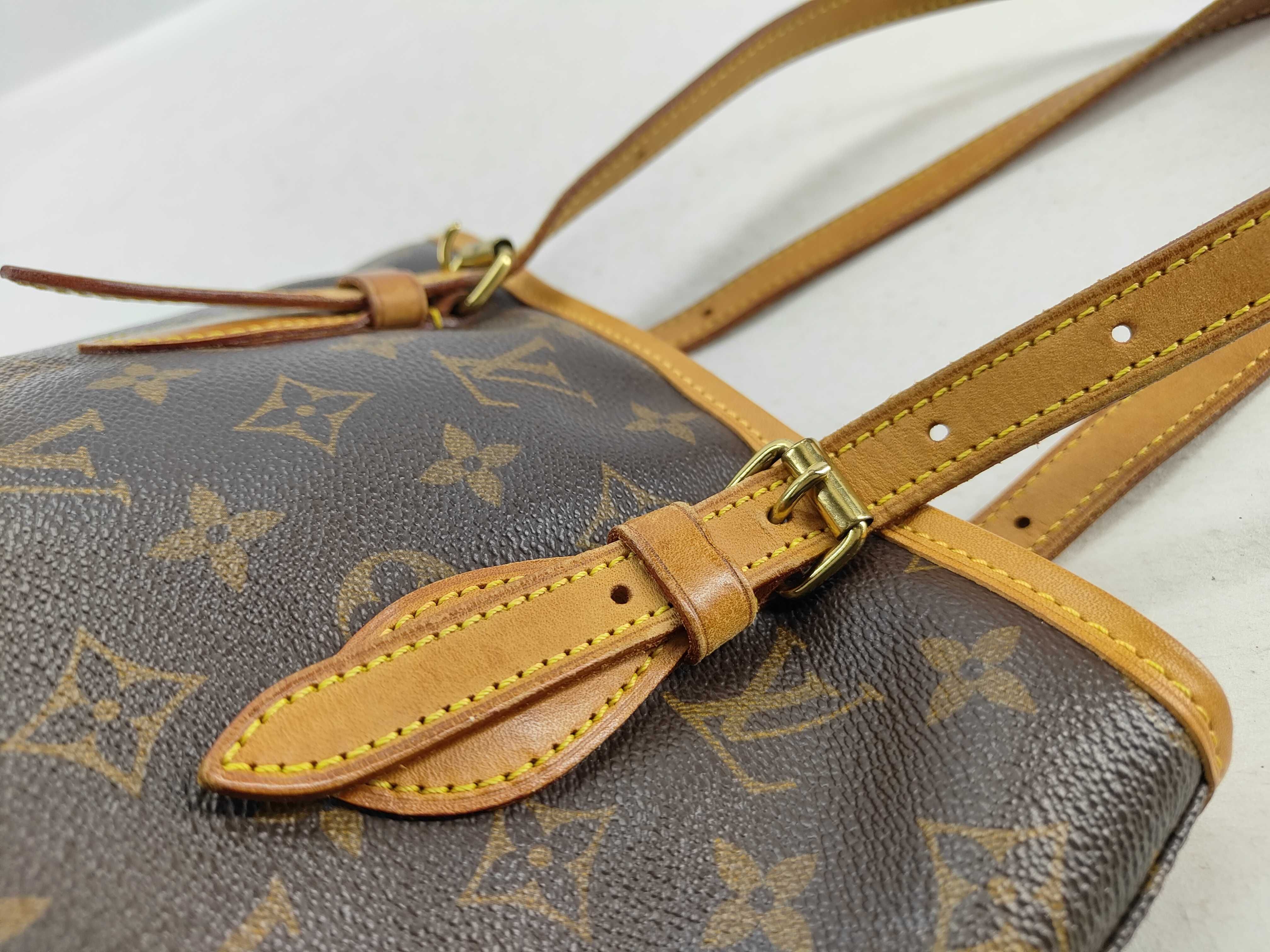 Monogram Bucket PM Tote Bag M42238 — view 8