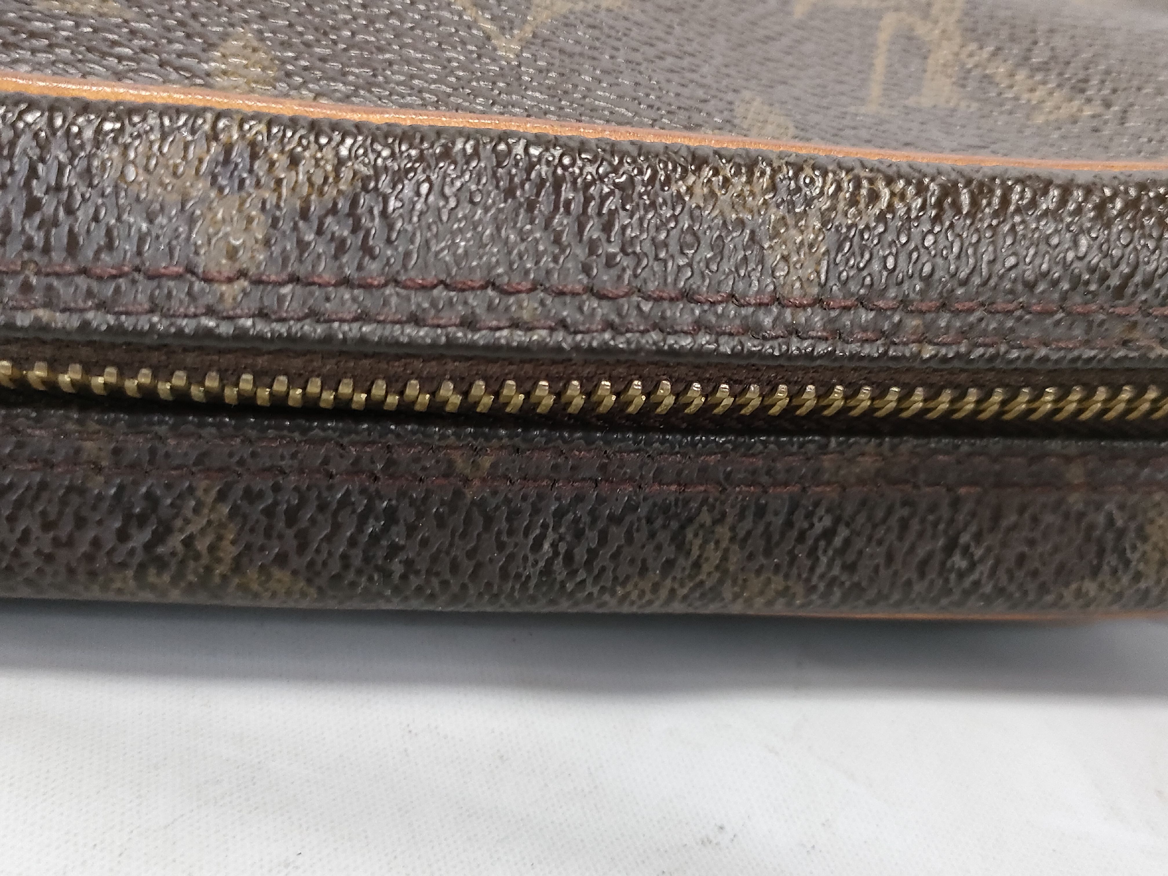 Monogram M51828 Pochette Marly Bandoulière Shoulder Bag — view 9