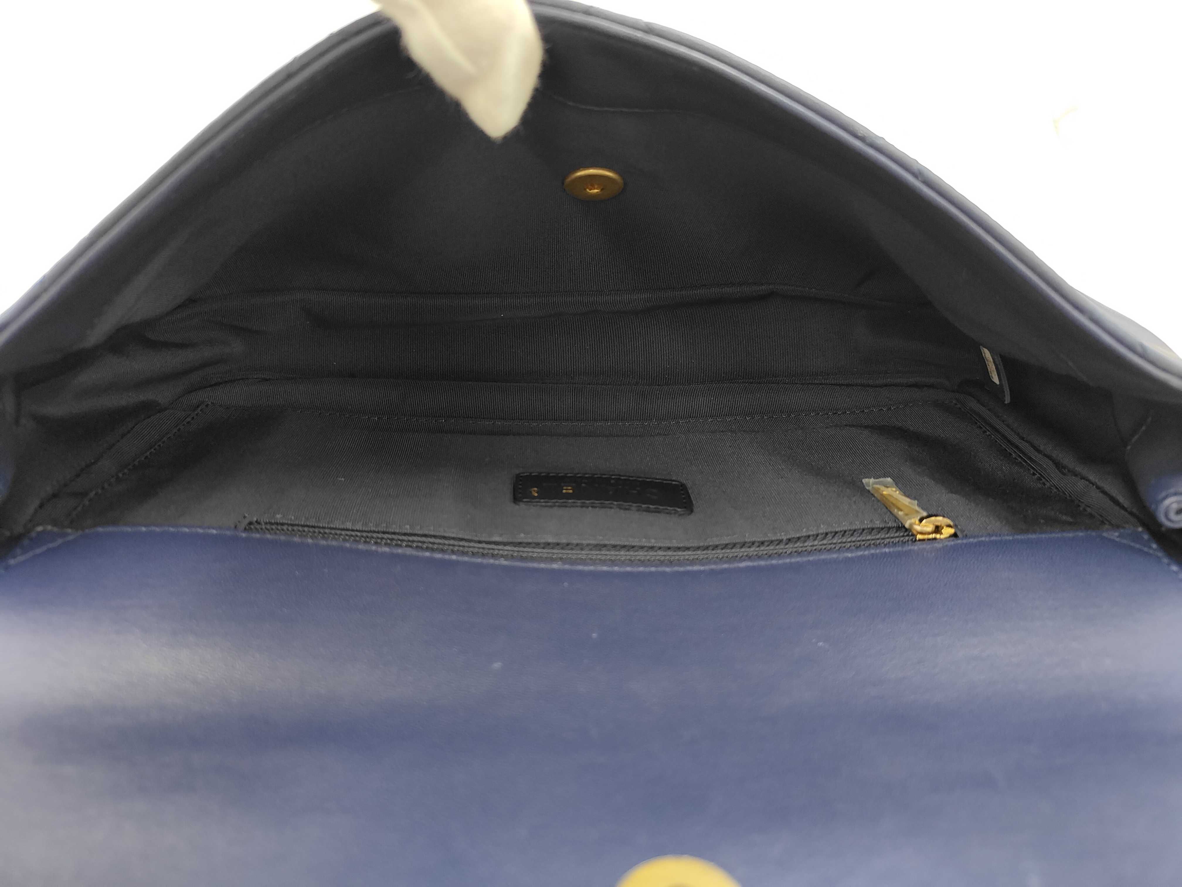 Matelassé Chain Around Gold Hardware 2-way Handbag/Shoulder Bag AS4166 (Serial Number 29) — view 12