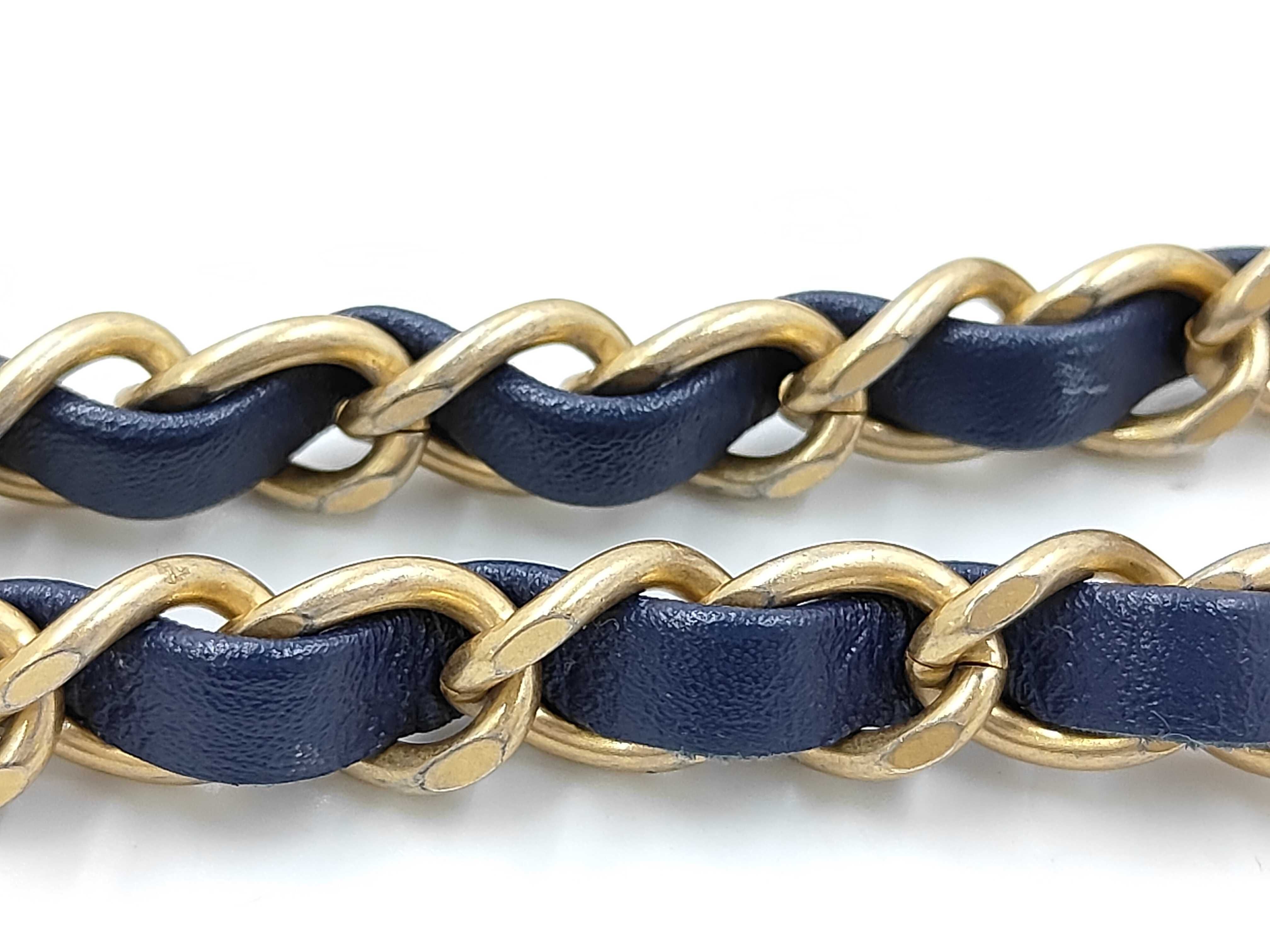 Matelassé Chain Around Gold Hardware 2-way Handbag/Shoulder Bag AS4166 (Serial Number 29) — view 6