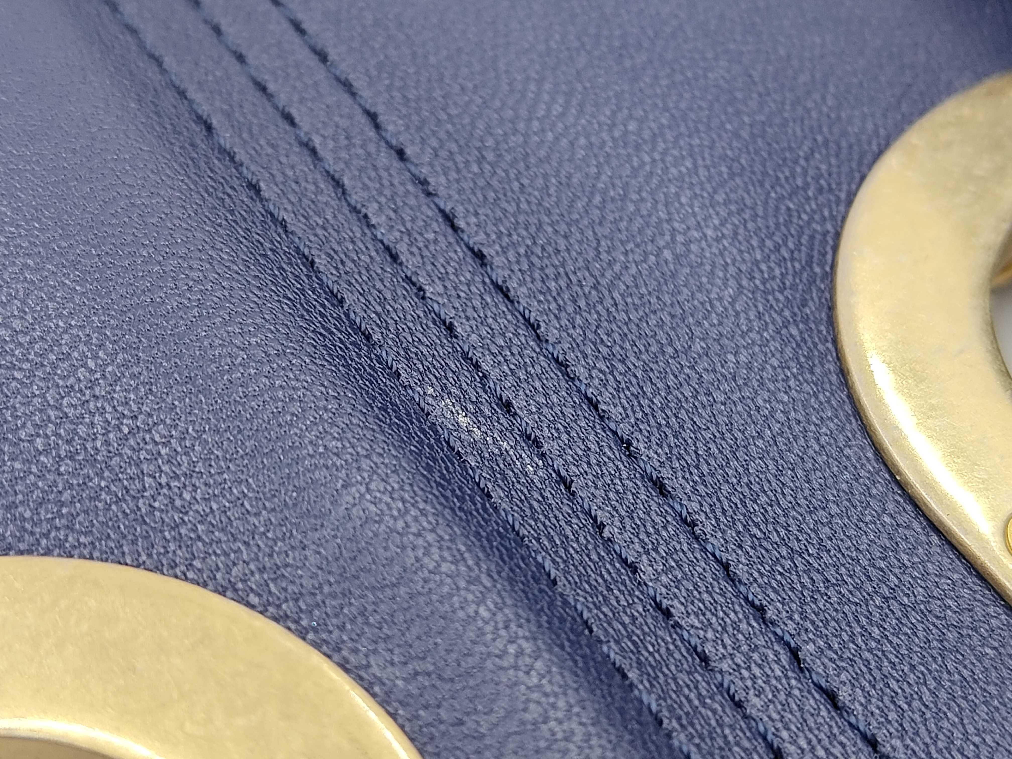 Matelassé Chain Around Gold Hardware 2-way Handbag/Shoulder Bag AS4166 (Serial Number 29) — view 8