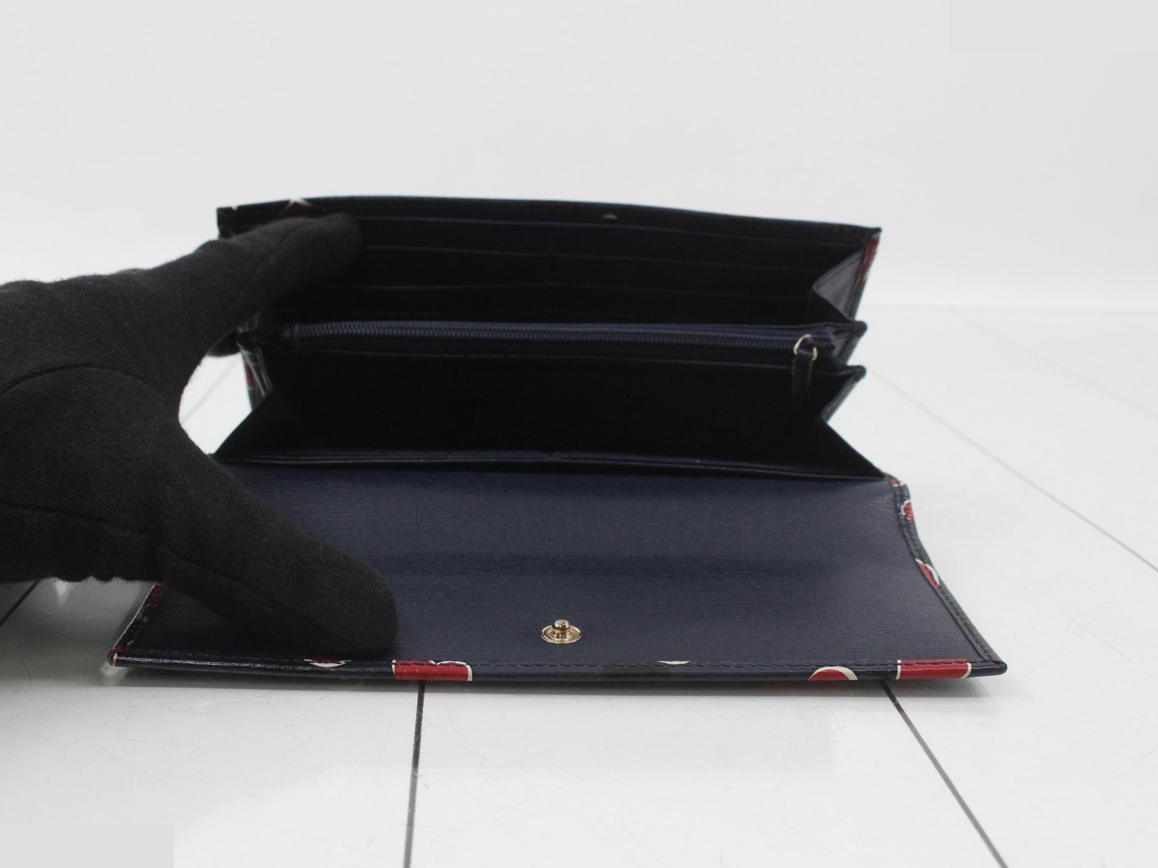 Heartbeat Flap Long Wallet — view 4