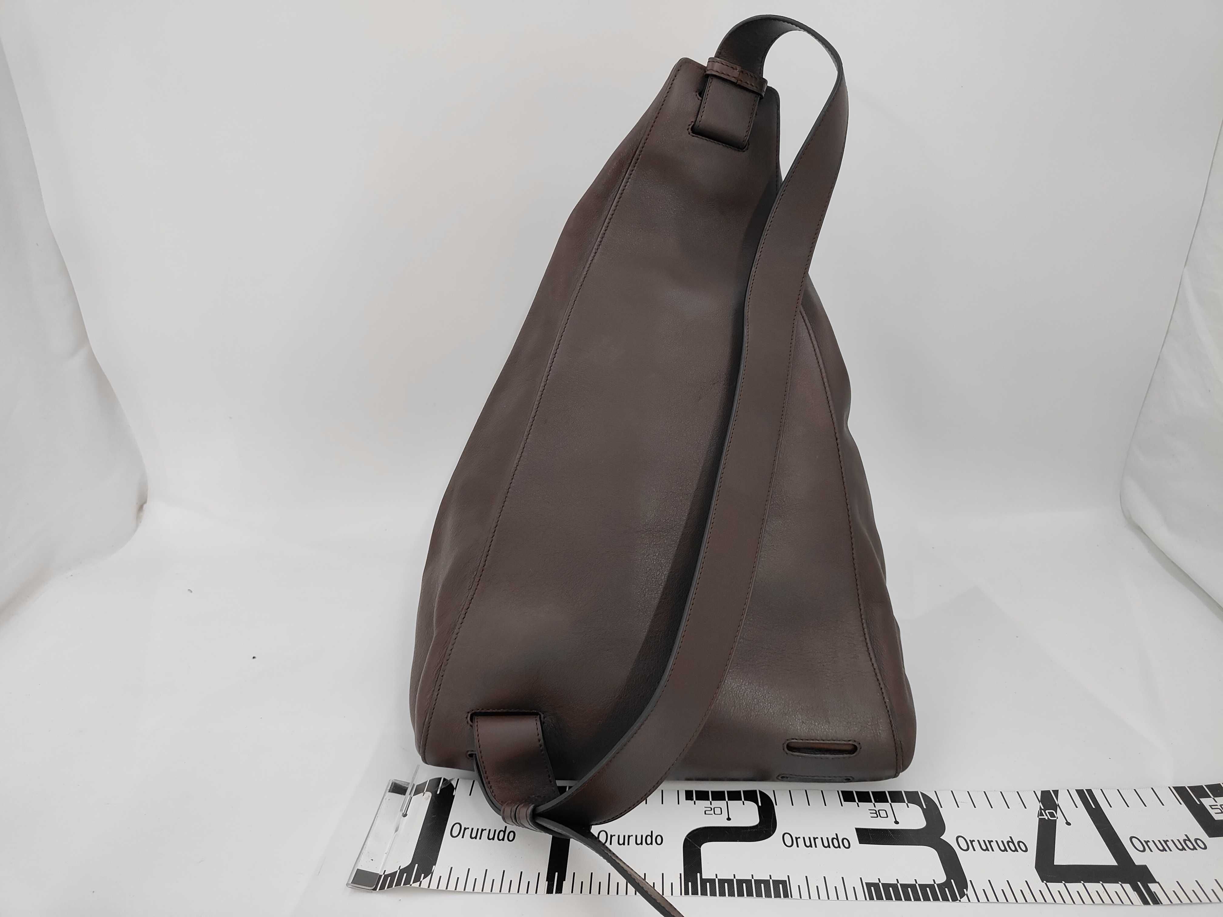 Anton Sling Body Bag Shoulder Bag — view 2