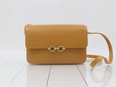 Le Maillon Leather Shoulder Bag