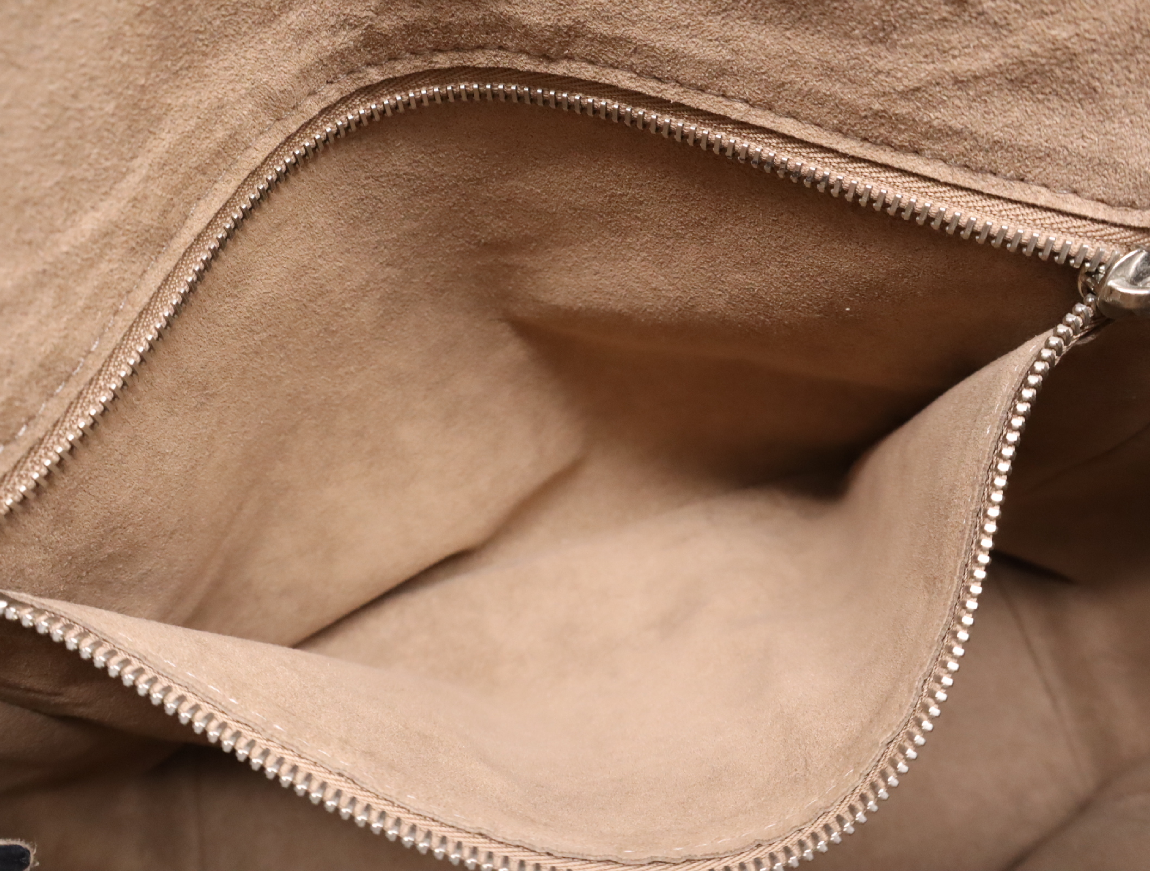 M50031 Mahina Babylon PM Handbag — view 13