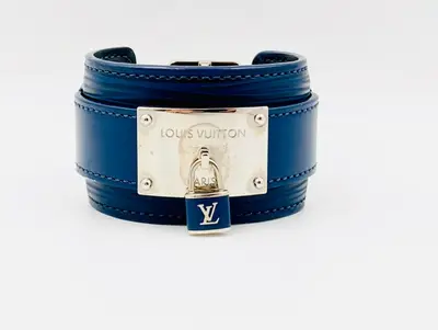 Epi Brasslet Infinite Cuff Padlock Leather Bracelet #17 Navy CA3102 Bracelet/Bangle