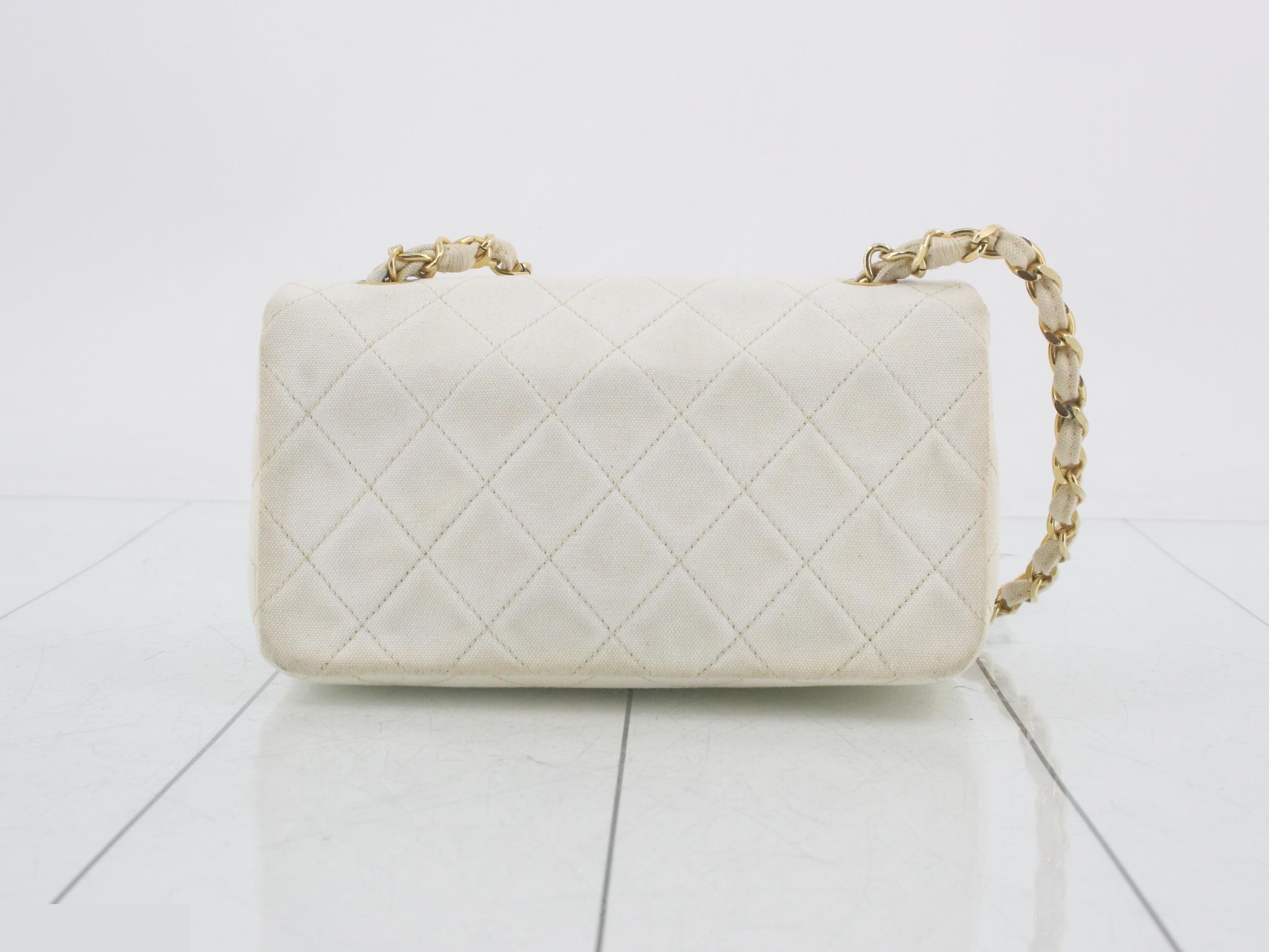 Matelassé (bag) - Shoulder bag — view 2
