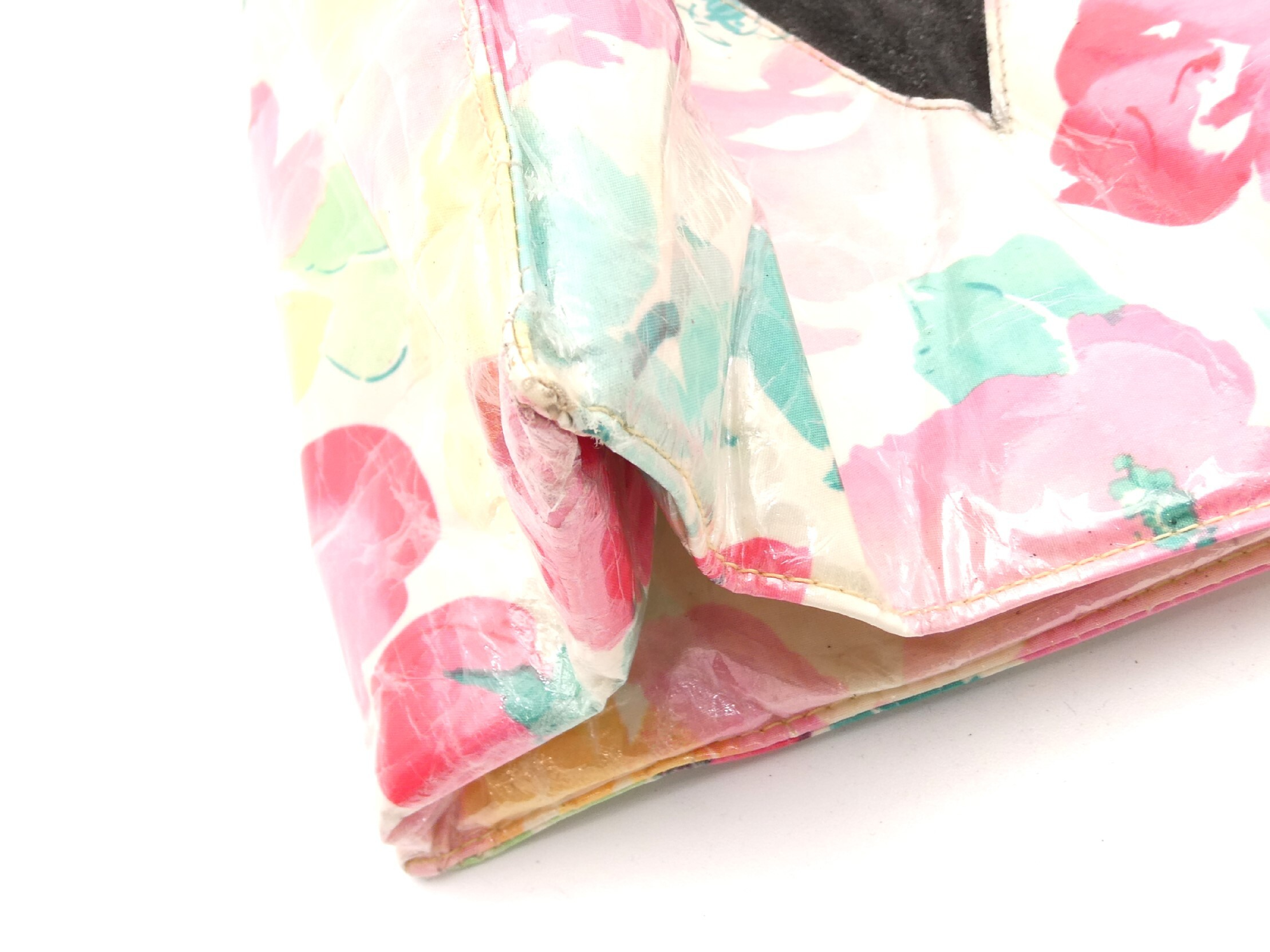 Large Coco Mark Vinyl Plastic Chain Tote Bag — view 10