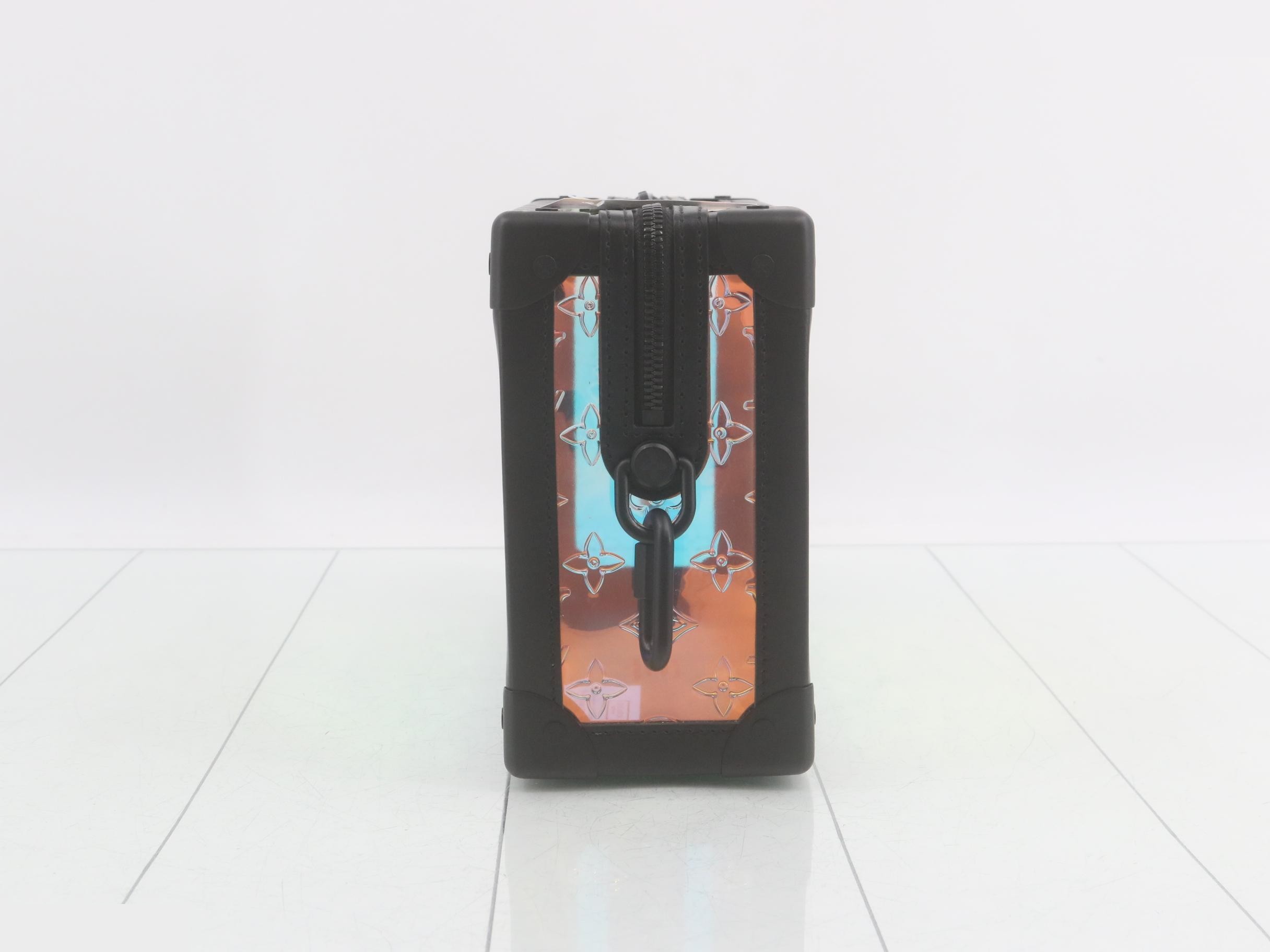Soft Trunk — view 4